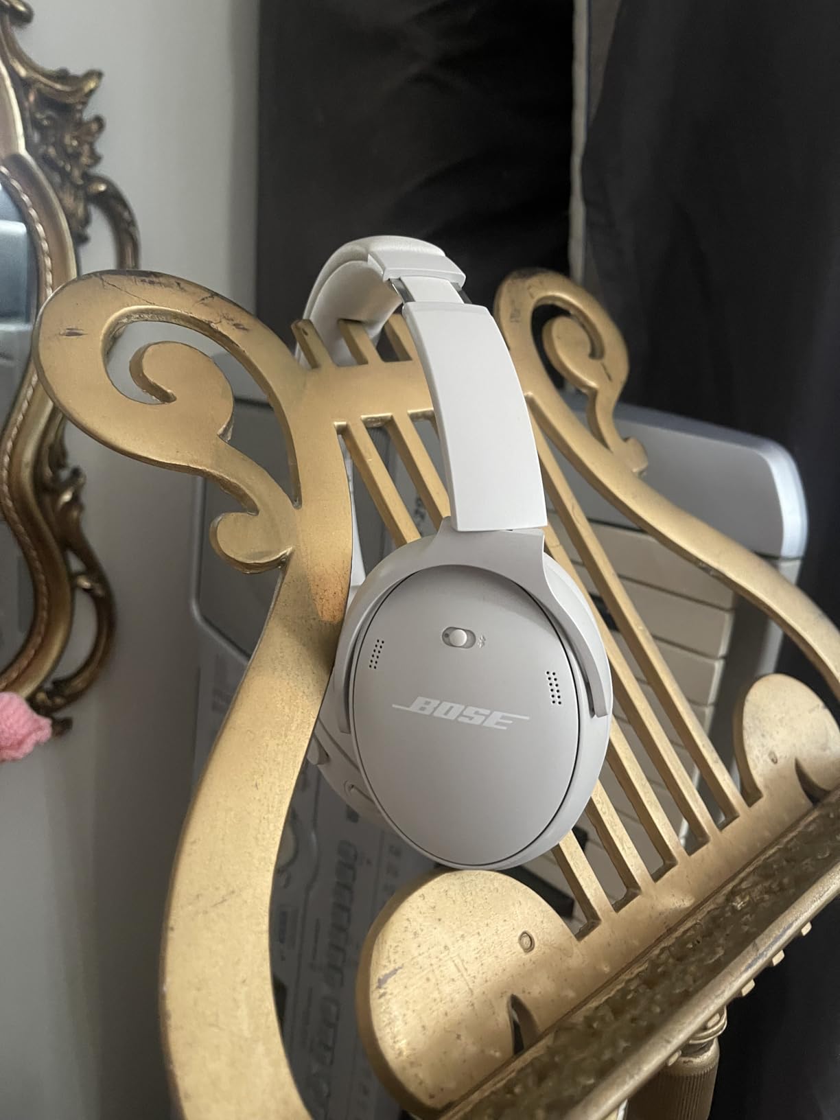 Bose QuietComfort Headphones - Wireless Bluetooth Headphones, Active Over Ear Noise Cancelling and Mic, USB-C Charging, Deep Bass, Up to 24 Hours of Playtime, Black - Customer Photo 2