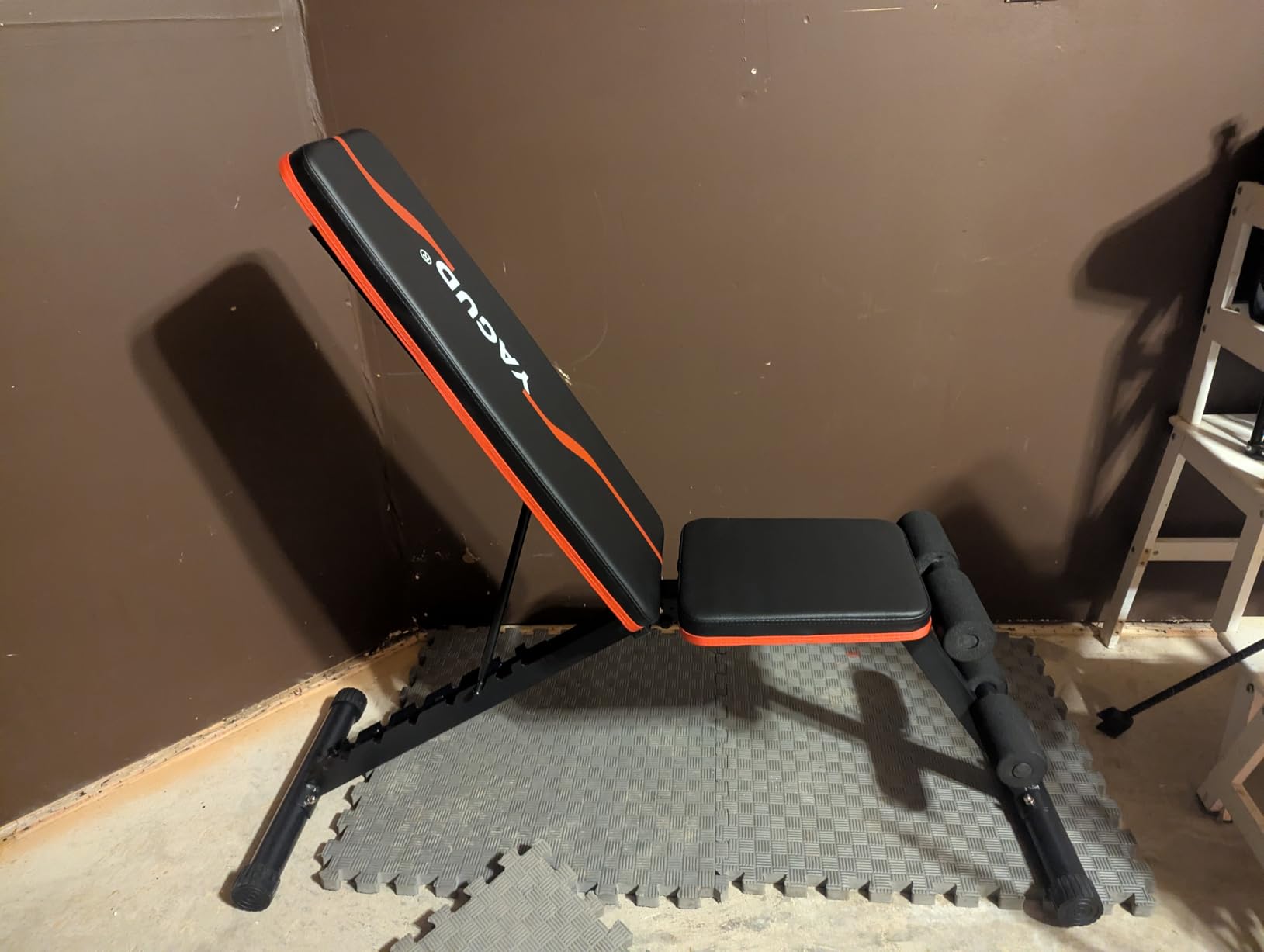 Weight Bench Press, Adjustable Workout Benches for Home Gym Dumbbell Exercise, 880 LB Stable Incline Decline Bench for Full Body Workout, 2 Sec Fast Folding Strength Training Sit up Bench - Customer Photo 1