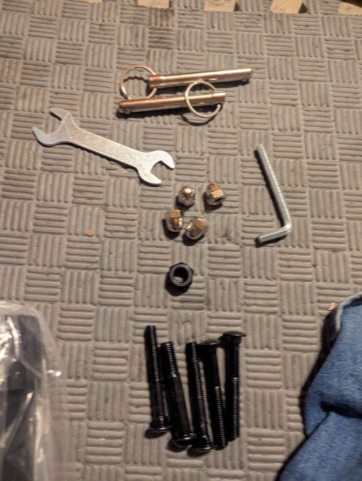 Weight Bench Press, Adjustable Workout Benches for Home Gym Dumbbell Exercise, 880 LB Stable Incline Decline Bench for Full Body Workout, 2 Sec Fast Folding Strength Training Sit up Bench - Customer Photo 2