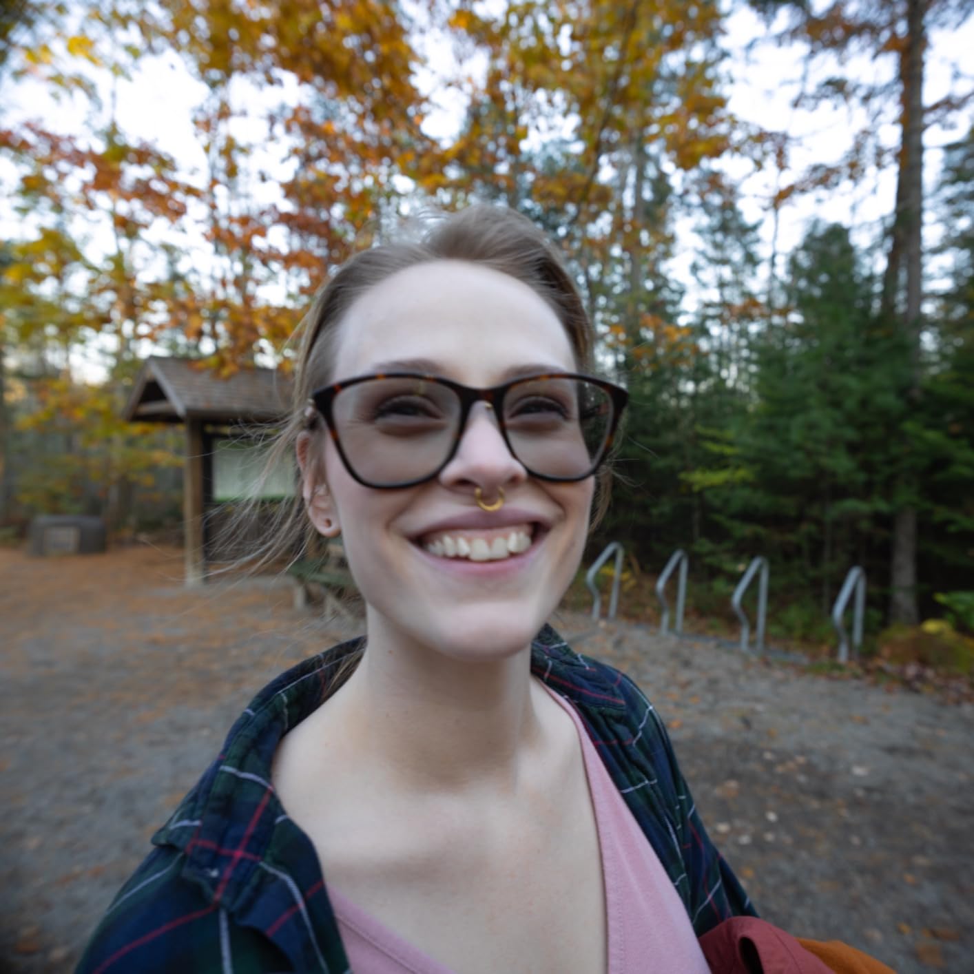 SIRUI Night Walker 24mm S35 Manual Focus Cine Lens, T1.2 Large Aperture RF Mount Lens for RED Komodo, R7, R10, C70, R50 - Customer Photo 1