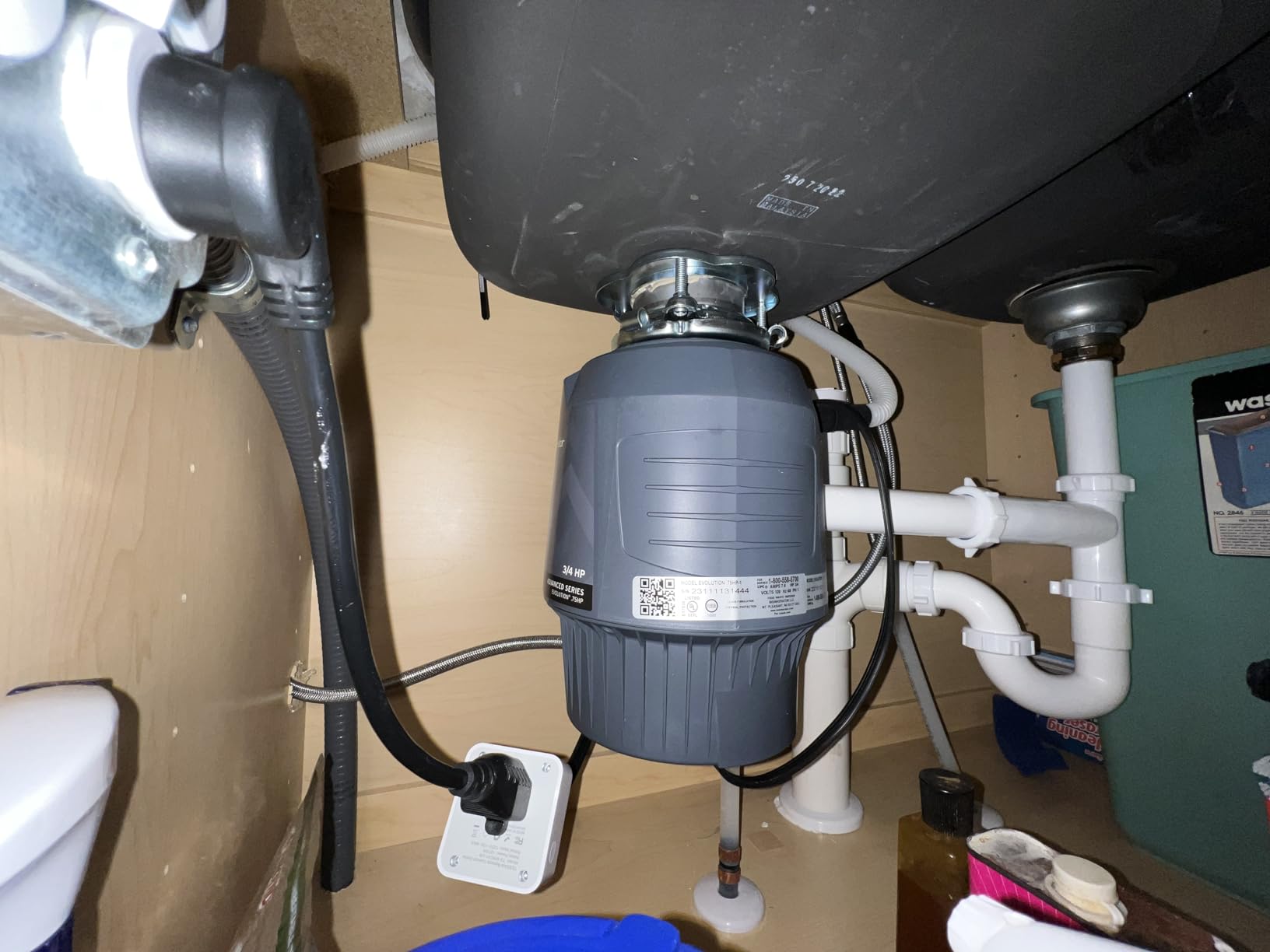 InSinkErator EVOLUTION 0.75HP 3/4 HP, Advanced Series EZ Connect Continuous Feed Food Waste Garbage Disposal, Gray - Customer Photo 1