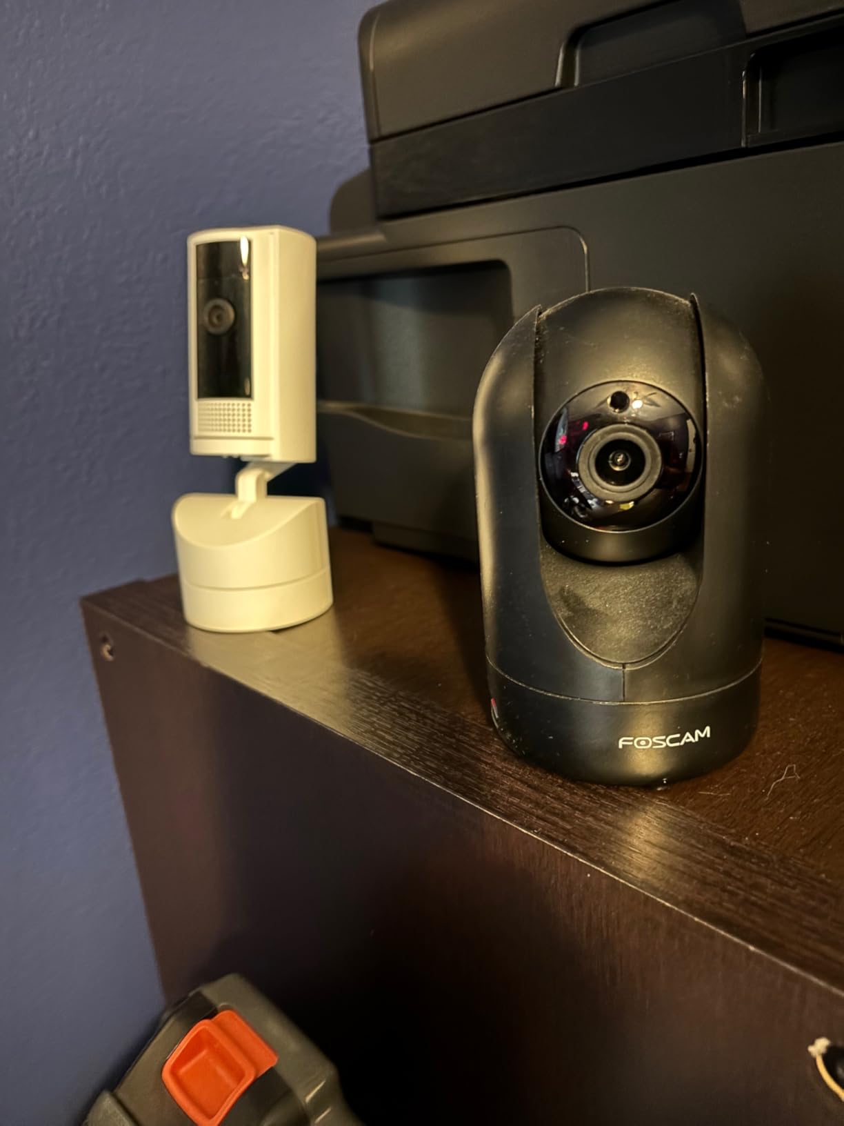 Ring Pan-Tilt Indoor Cam (newest model), See all around your home or business with 360° pan coverage, HD video, plus Two-Way Talk, White - Customer Photo 1