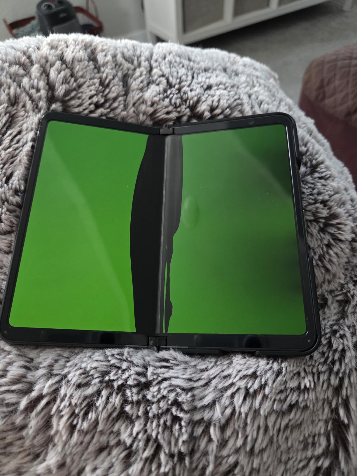 Google Pixel Fold - Unlocked Android 5G Smartphone with Telephoto Lens and Ultrawide Lens - Foldable Display - 24-Hour Battery - Obsidian - 256 GB (Renewed) - Customer Photo 3