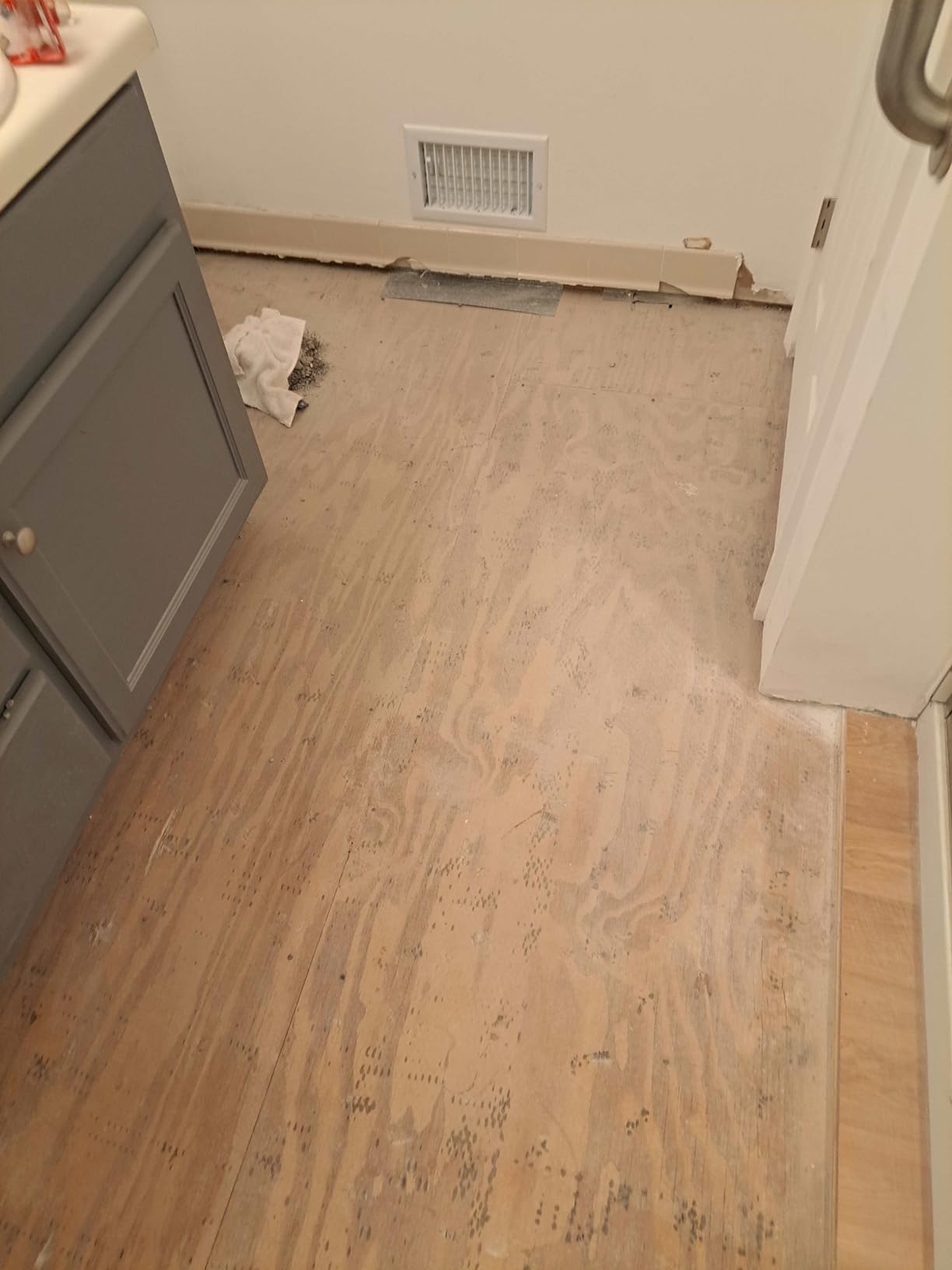 ENEACRO SDS-Max Demolition Jack Hammer for Concrete, Lightweight 11 Amp Electric Demo Chipping Hammer,Aluminum Alloy Shell, Vibration Control, Includes Grease, Tool Bag and Chisels Customer Review ENEACRO SDS-Max Demolition Jack Hammer for Concrete, Lightweight 11 Amp Electric Demo Chipping Hammer,Aluminum Alloy Shell, Vibration Control, Includes Grease, Tool Bag and Chisels - Customer Photo 2