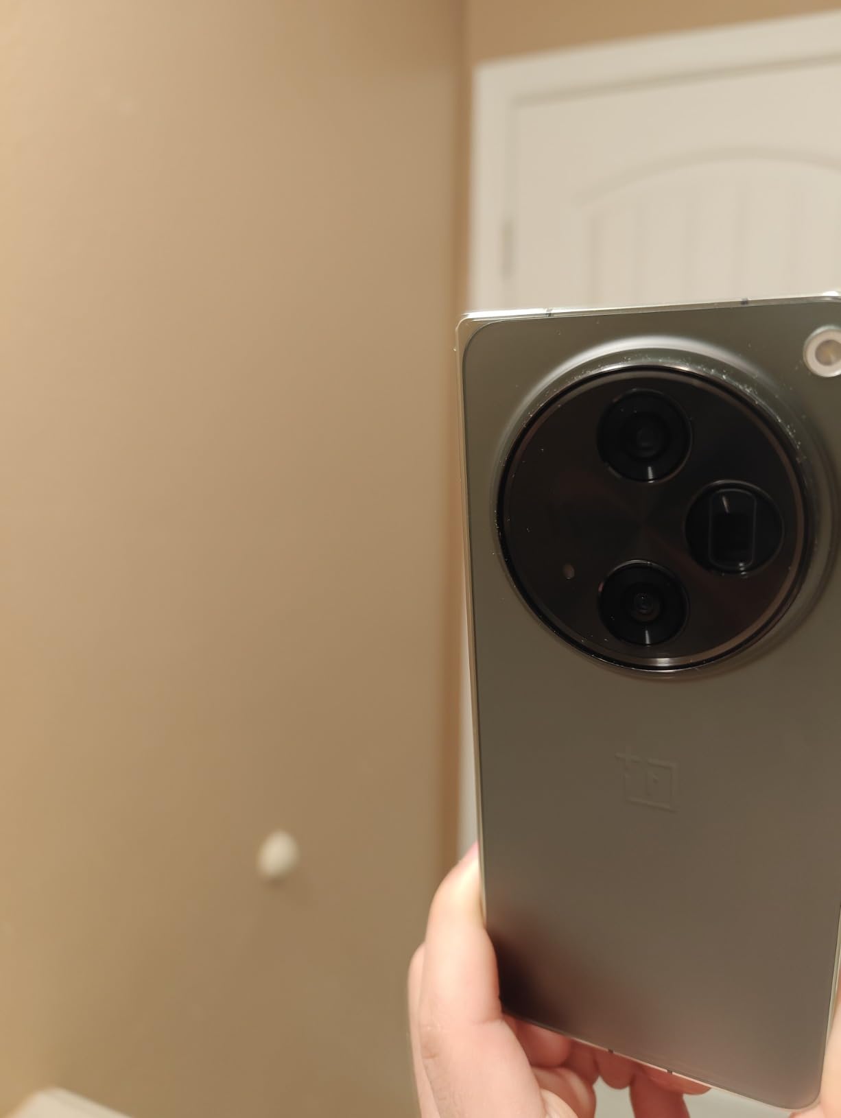 OnePlus Open, 16GB RAM+512GB, Dual-SIM, Voyager Black, US Factory Unlocked Android Smartphone, 4805 mAh Battery, 67W Fast Charging, Hasselblad Camera, 120Hz Fluid Display - Customer Photo 2