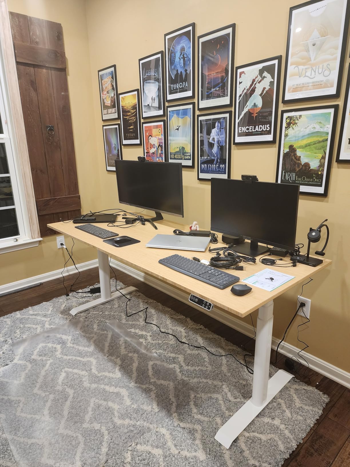 FLEXISPOT E6 Pro Oval Leg Dual Motor 3 Stages Bamboo Electric Standing Desk 55x28 Inch Whole-Piece Board Height Adjustable Electric Sit Stand Up Desk (White Frame + Bamboo Desktop) - Customer Photo 2