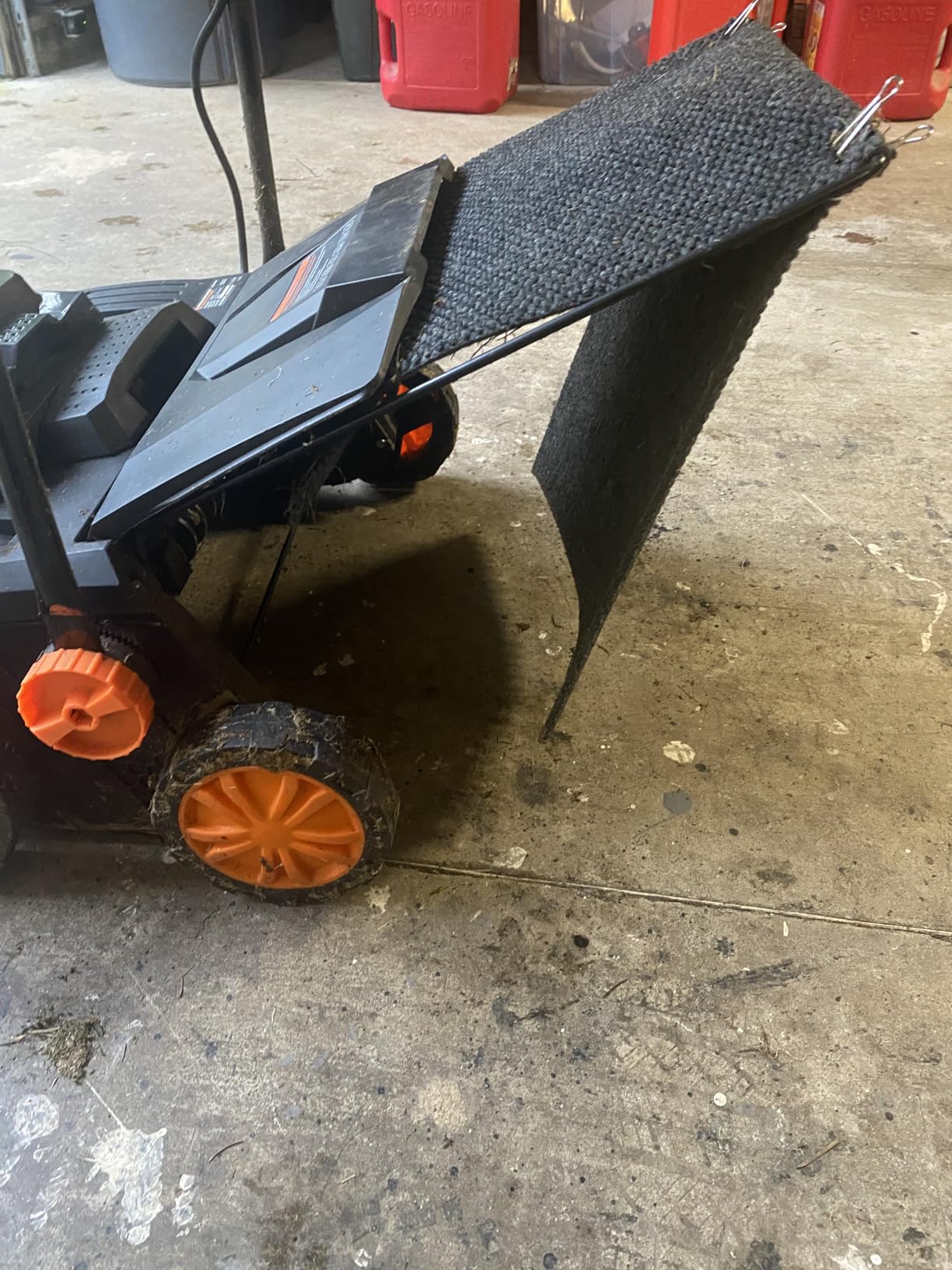 Wen 20V Max Cordless 15-Inch 2-in-1 Brushless Electric Dethatcher and Scarifier with Collection Bag, Two 4.0 Ah Batteries, and Dual-Port Charger (20716) - Customer Photo 1