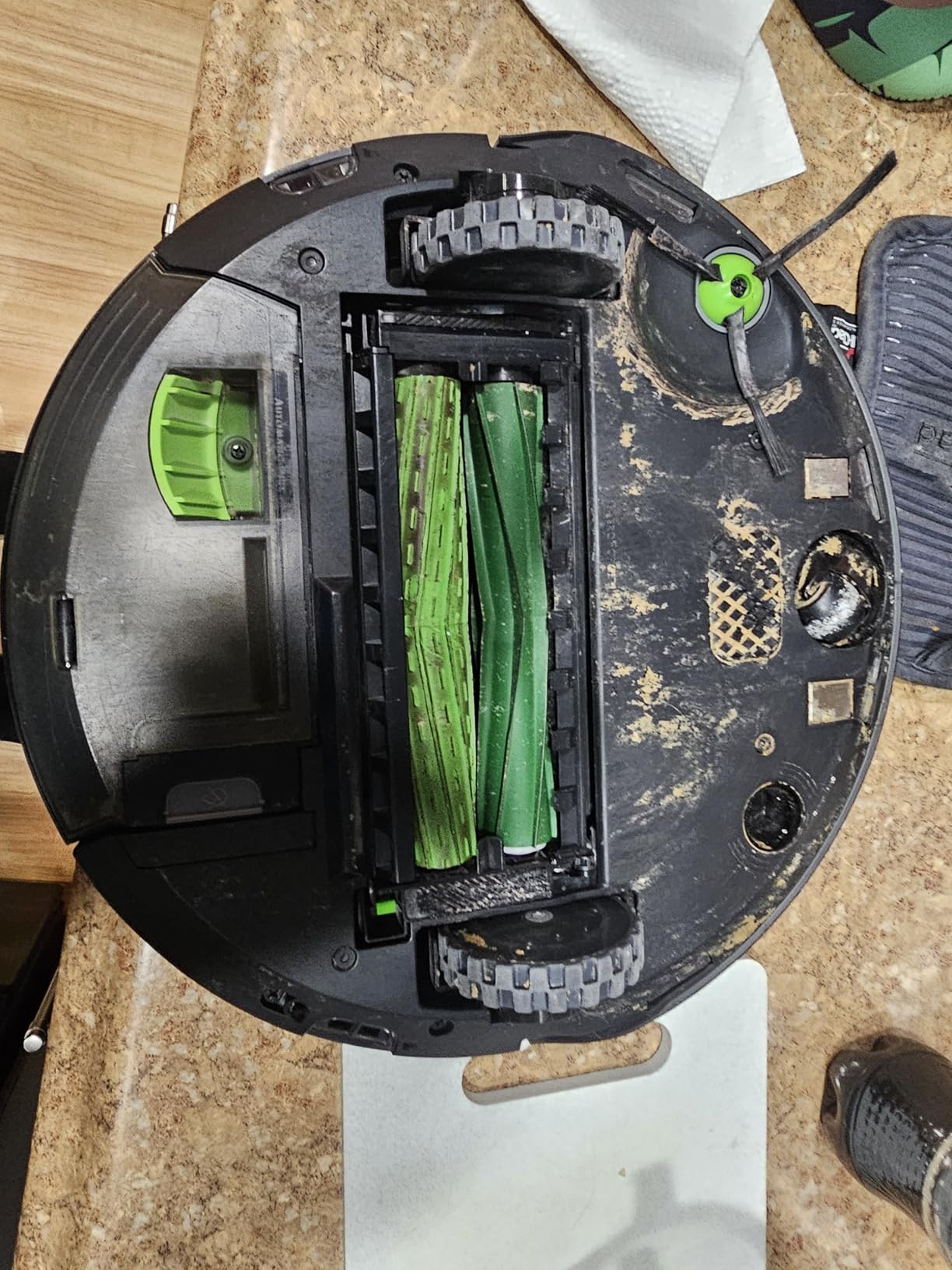 iRobot Roomba j7+ (7550) Self Emptying Robot Vacuum (Renewed Premium) - Uses PrecisionVision Navigation to Identify & Avoid Objects Like Socks, Shoes, & Pet Waste, Smart Mapping, Self-Empty for Up to 60 Days - Customer Photo 2