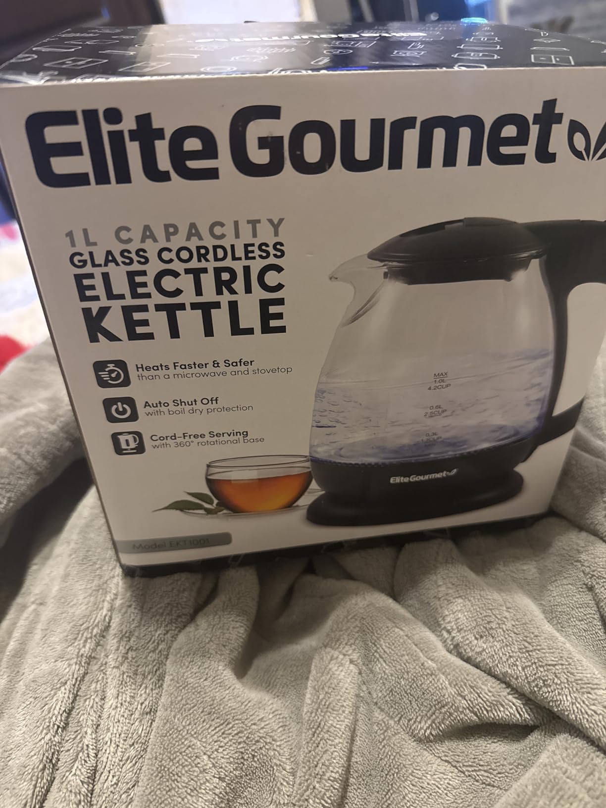 Elite Gourmet EKT3001 1L Digital Water Kettle, 304 Stainless Steel Interior, Programmed Temperatures, Keep Warm Function, Cordless, 360° Base, Auto Off & Audible Indicator, Matte Black - Customer Photo 2