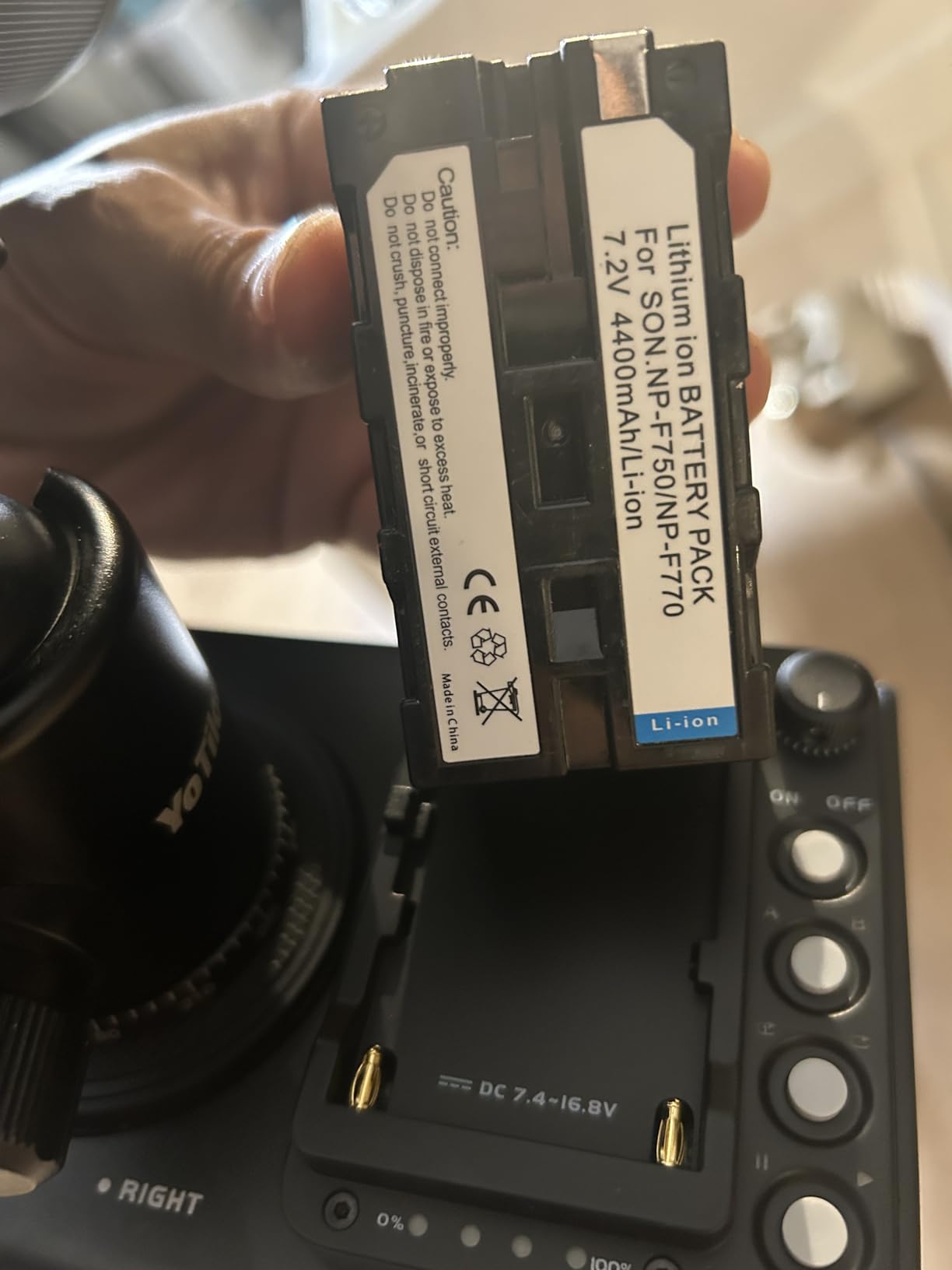 Accsoon Toprig Motorized Camera Slider, 24''/60cm Electric Video Slider with App/Button Control, 120° Panoramic Shooting, Time-Lapse/Loop Mode/Speed Konb, Compatible with DSLR,GoPro,Insta360,Phone Customer Review Accsoon Toprig Motorized Camera Slider, 24''/60cm Electric Video Slider with App/Button Control, 120° Panoramic Shooting, Time-Lapse/Loop Mode/Speed Konb, Compatible with DSLR,GoPro,Insta360,Phone - Customer Photo 2