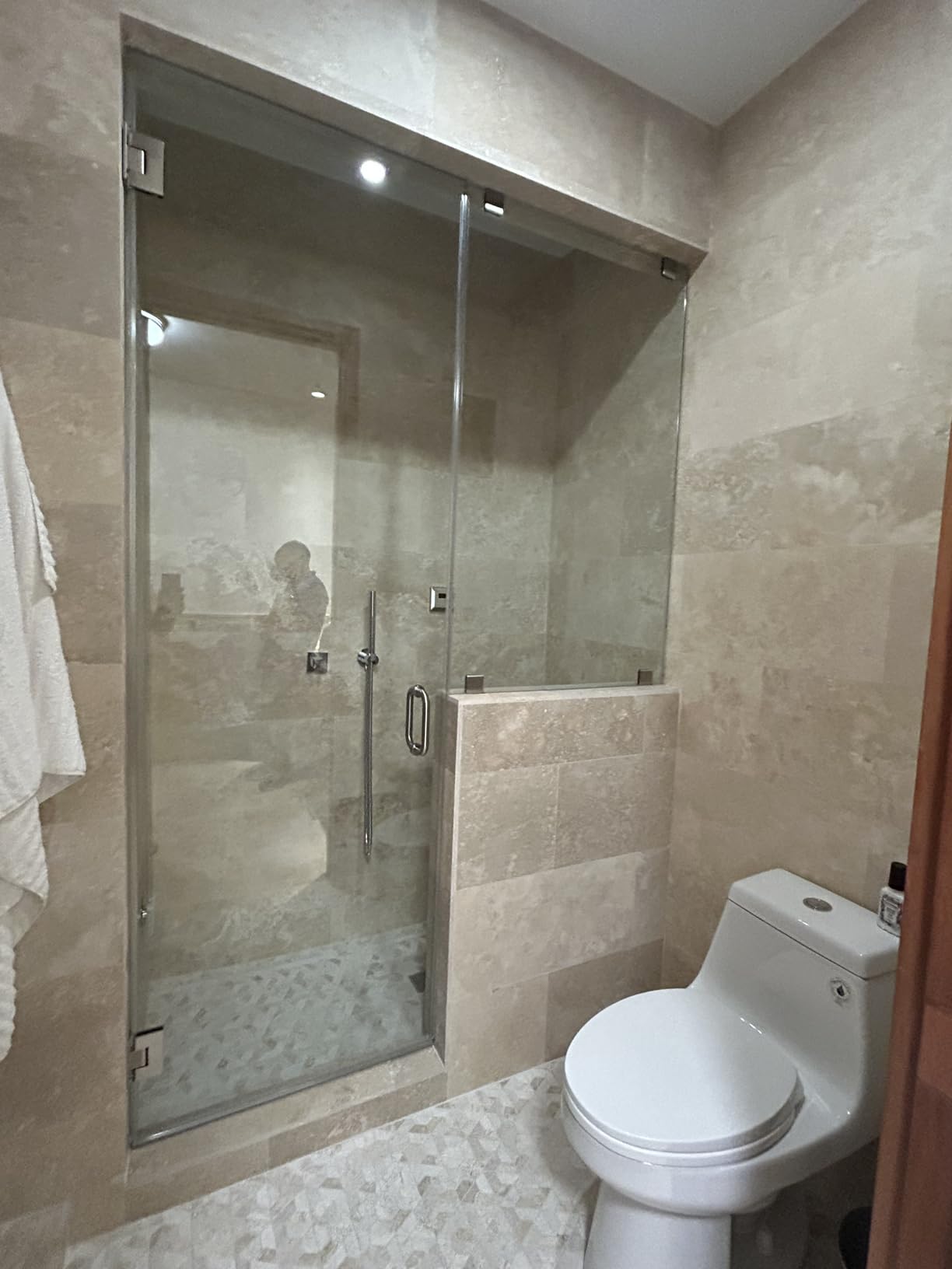 Delta Faucet SimpleSteam 10kW Steam System Kit Chrome, Includes 10kW Steam System Generator, Square Digital System Control, Square Steam Head, Lumicoat Chrome - Customer Photo 2