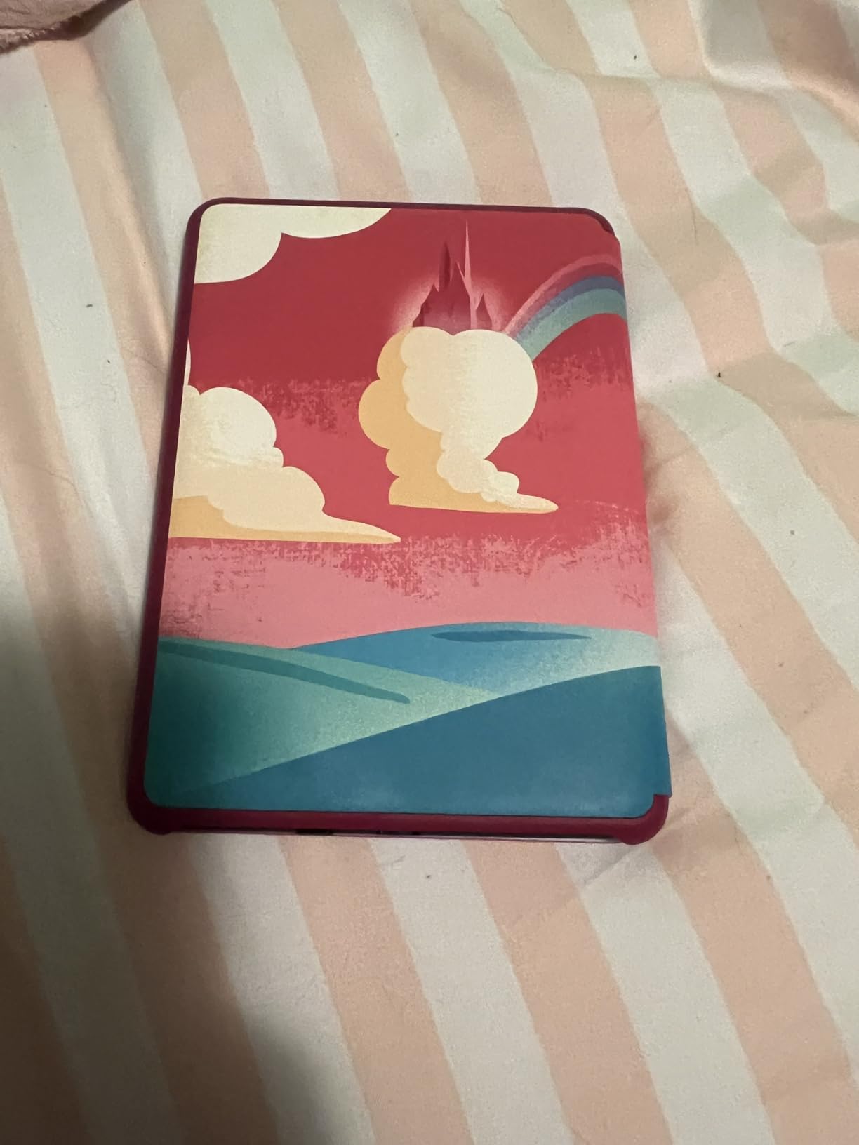 Amazon Kindle Kids 16GB (newest model) - If it breaks, we will replace it, includes ad-free books and cover, with glare-free display, faster page turns - Ocean Explorer - Customer Photo 1