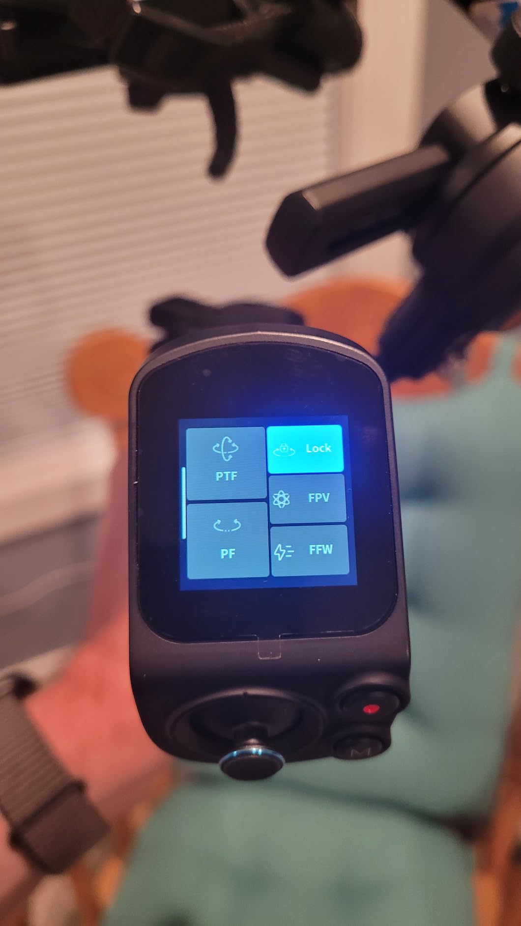 FeiyuTech SCORP 2 Gimbal Stabilizer for DSLR and Mirrorless Camera, Integrated AI Tracking Sensor, 3-Axis Camera Stabilizer for Sony Canon Panasonic Nikon, 2.5kg Payload Touch Screen Vertical Shooting Customer Review FeiyuTech SCORP 2 Gimbal Stabilizer for DSLR and Mirrorless Camera, Integrated AI Tracking Sensor, 3-Axis Camera Stabilizer for Sony Canon Panasonic Nikon, 2.5kg Payload Touch Screen Vertical Shooting - Customer Photo 2