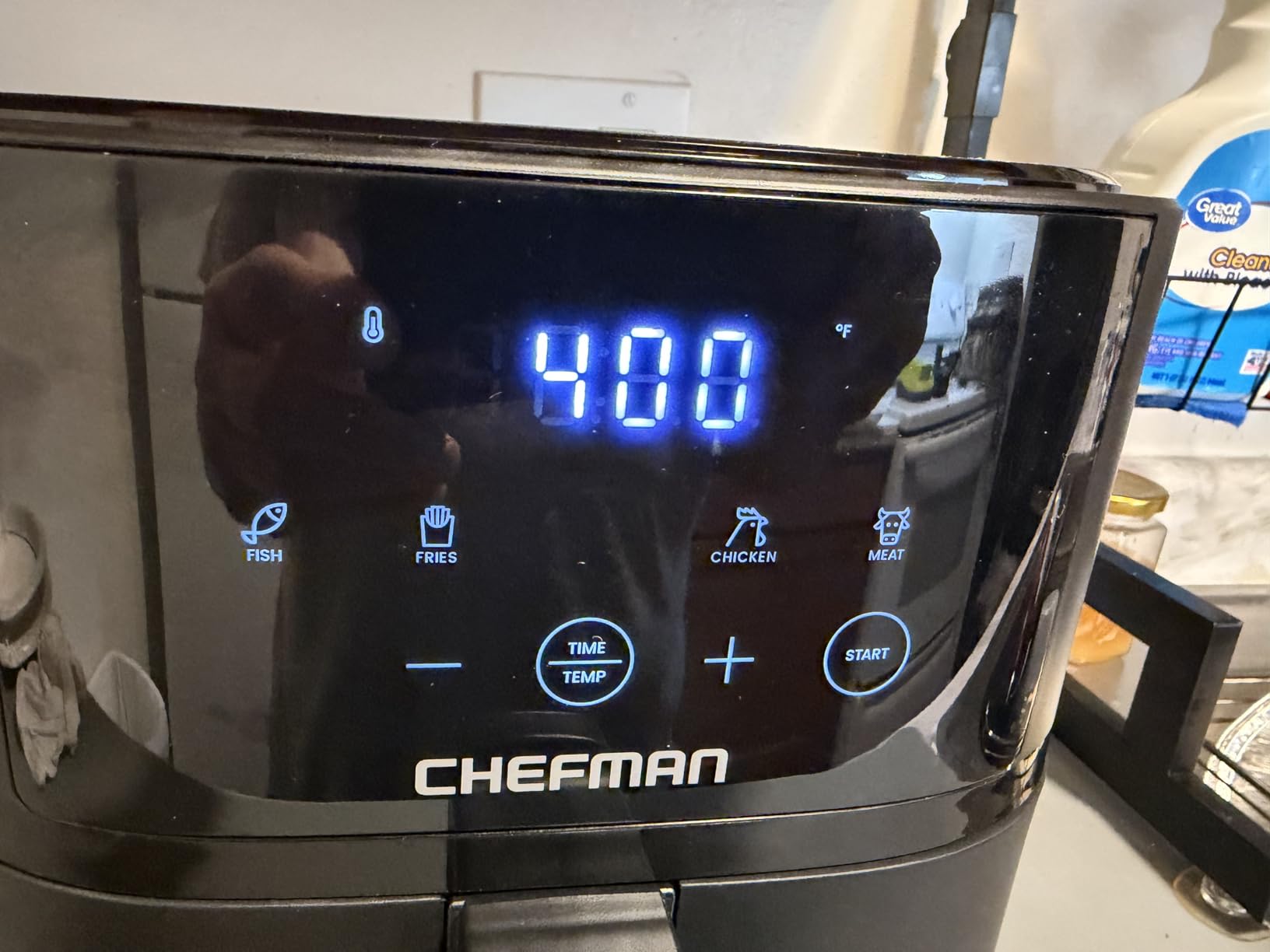 Chefman Air Fryer – 6 QT Compact Airfryer for Quick & Easy Meals in Minutes, Features Hi-Fry Technology for Extra Crisp, Touchscreen Controls with 4 Presets, Nonstick & Dishwasher Safe Basket - Black - Customer Photo 2