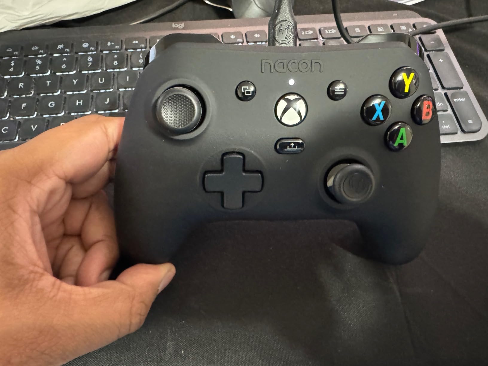 NACON Evol-X Pro Wired Controller Officially Licensed for Xbox Series X|S, Xbox One, and PC - Mappable Back Buttons -Dual Vibration Motors -3.5mm Audio Jack - Soft-Touch Black - Customer Photo 2