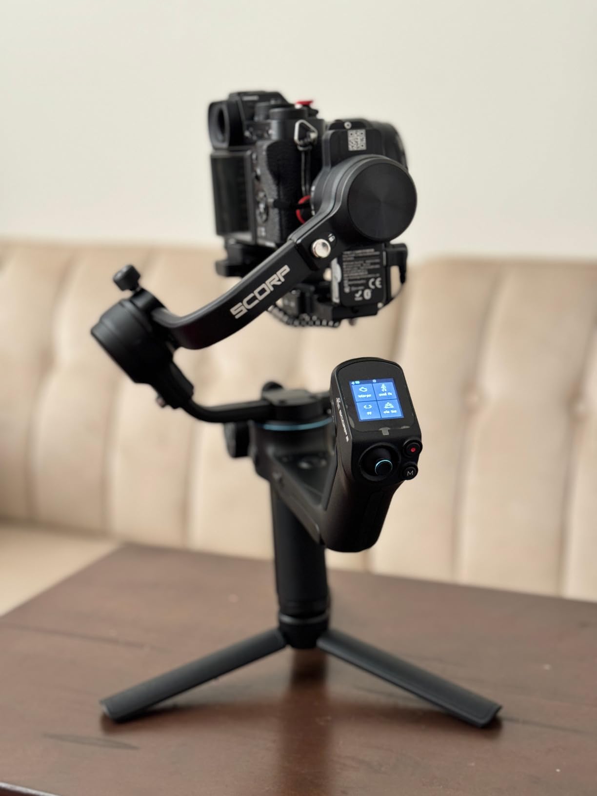 FeiyuTech SCORP 2 KIT Gimbal Stabilizer for DSLR and Mirrorless Camera,Built-in AI Tracking,3-Axis Gimbal for Sony/Canon/Nikon/Fujifilm, Max 5.51lbs,Touch Screen, Native Vertical Shooting with Case - Customer Photo 2