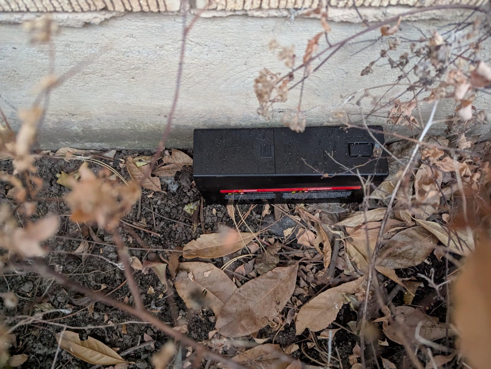 Victor Indoor Electronic Rat Trap, Humane Electric Rat Traps Indoor for Home, No Touch, No See Traps - M241B - Quickly and Humanely Kill Rats Indoors - 1 Pack - Customer Photo 1