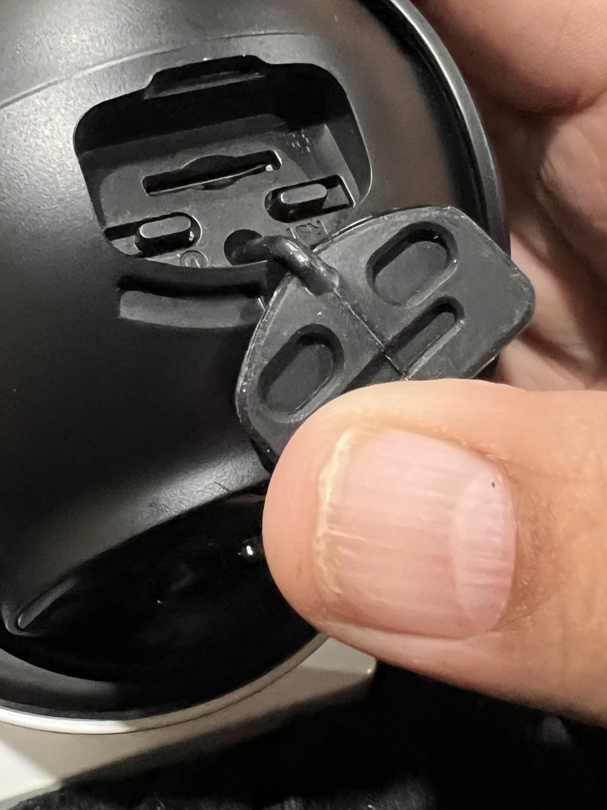 aosu Solar Camera Outdoor Wireless - 100% Wire-Free Outdoor Security Camera Wireless with Fixed Solar Panel,360° Panoramic View, Human Auto Tracking, 2K Color Night Vision - Customer Photo 1