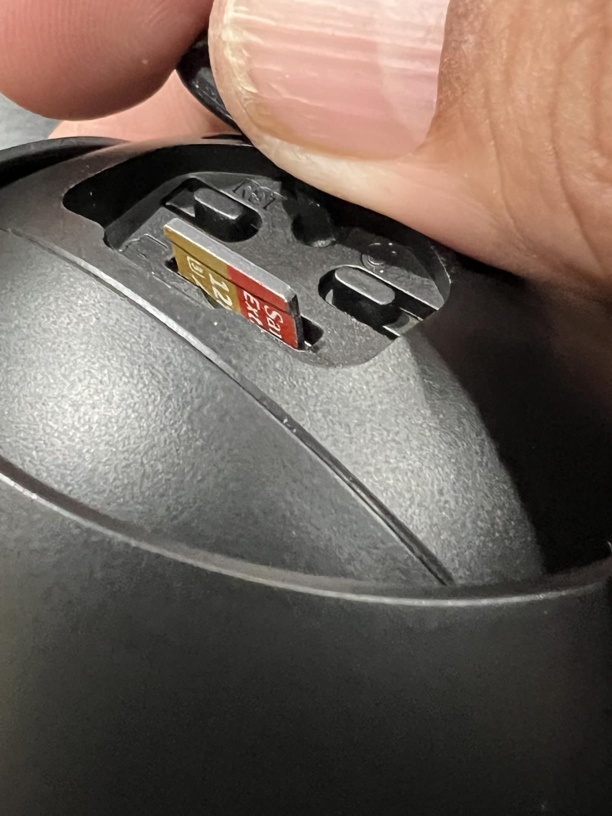 aosu Solar Camera Outdoor Wireless - 100% Wire-Free Outdoor Security Camera Wireless with Fixed Solar Panel,360° Panoramic View, Human Auto Tracking, 2K Color Night Vision - Customer Photo 2