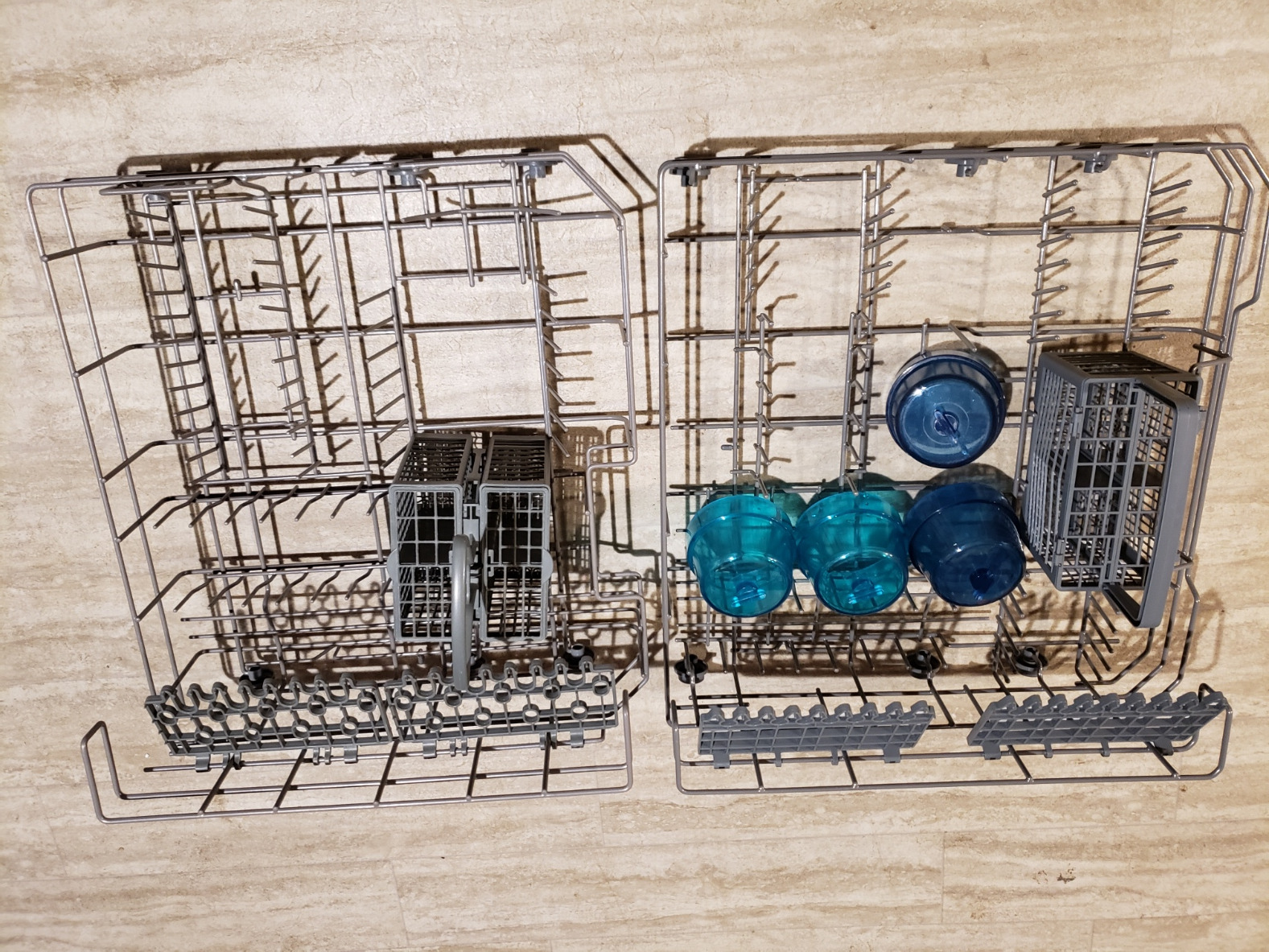 Farberware Compact 6-Place Setting Dishwasher - Portable Mini Countertop Dishwasher with 7 Wash Programs - Perfect for Small Spaces Like Apartment, Dorm, Boat, Camper/RV - Customer Photo 2