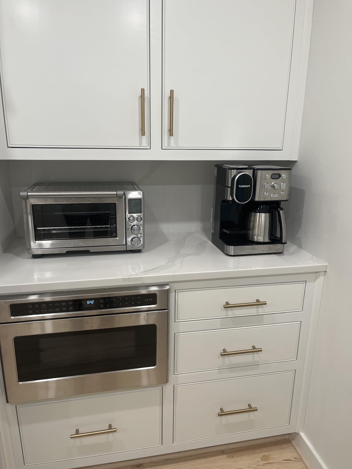 Cuisinart Coffee Center 10-Cup Thermal Carafe Drip Coffee Maker and Single-Serve Brewer with Over Ice Function, Fully Automatic Coffeemaker, Compatible with Single-Cup Pods, Black/Stainless, SS-21NAS - Customer Photo 1