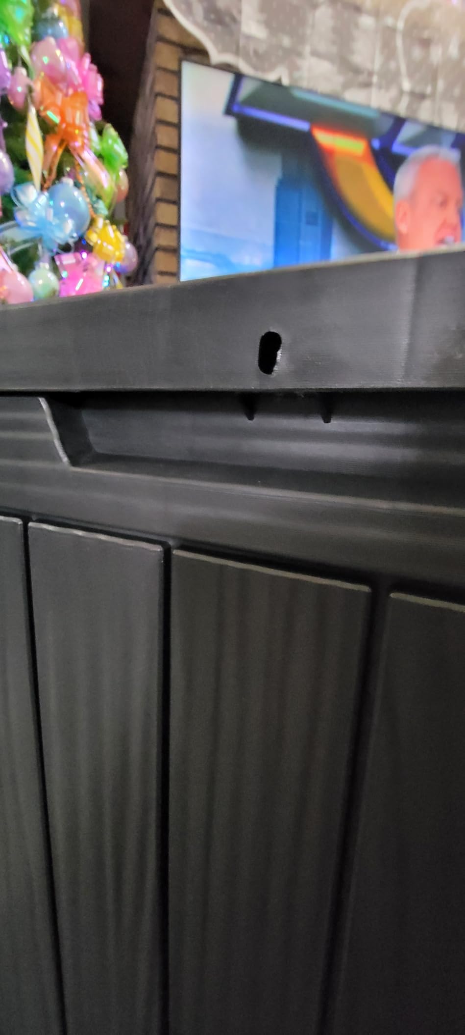 90 Gallon Resin Deck Box, Lockable Patio Outdoor Storage Box for Furniture, Garden Tools and Tools Storage, Waterproof Outside Storage Box - Black customer photo 1