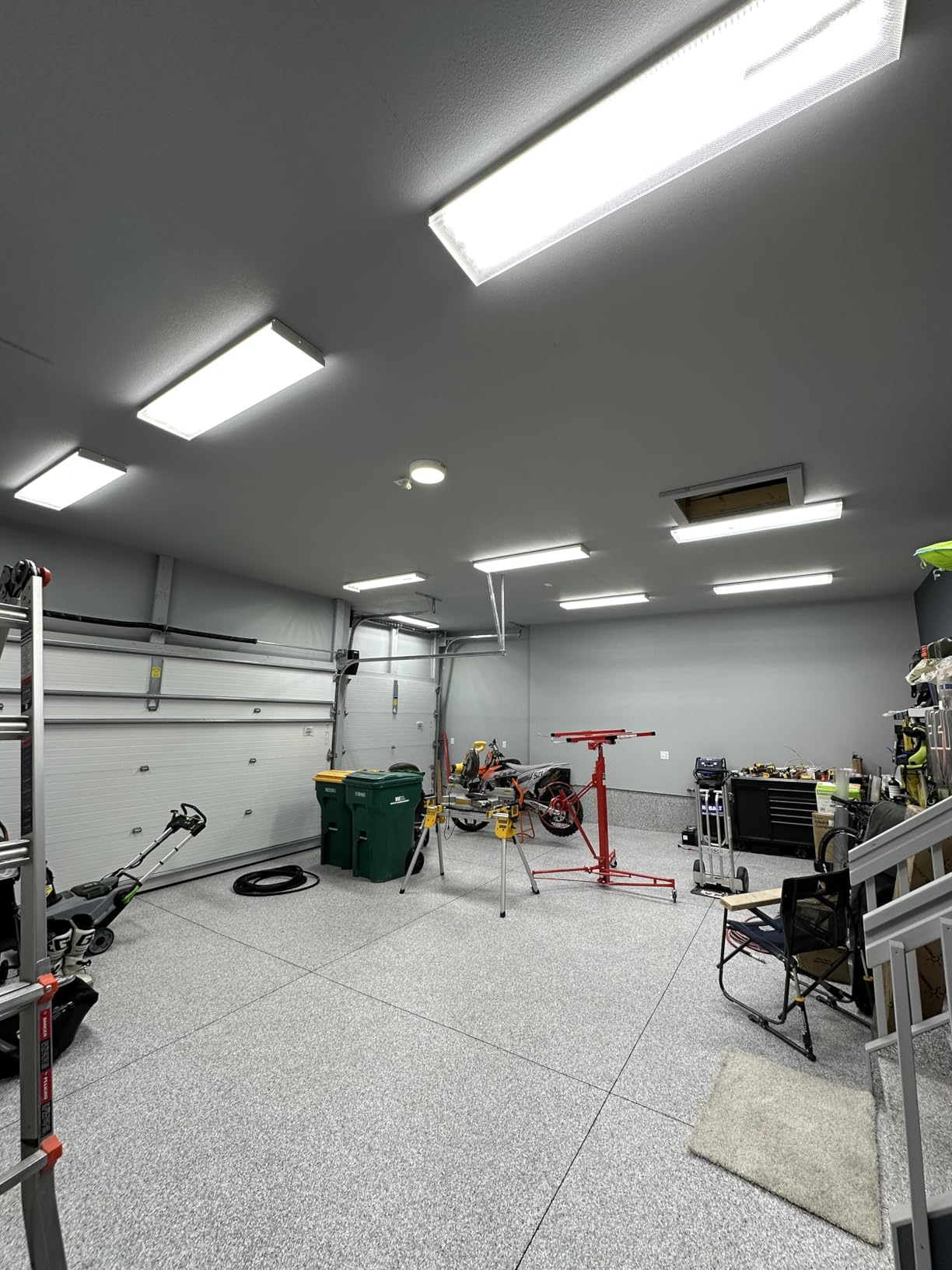 Sunco Garage Lighting, LED Shop Lights for Workshop 4ft, 8 Inch Width Warehouse Industrial Prisma Wraparound, 7200 LM, 60W, Selectable CCT 4000K/5000K/6000K, 120V-277V, Non-Dimmable ETL 4 Pack Customer Review Sunco Garage Lighting, LED Shop Lights for Workshop 4ft, 8 Inch Width Warehouse Industrial Prisma Wraparound, 7200 LM, 60W, Selectable CCT 4000K/5000K/6000K, 120V-277V, Non-Dimmable ETL 4 Pack - Customer Photo 2