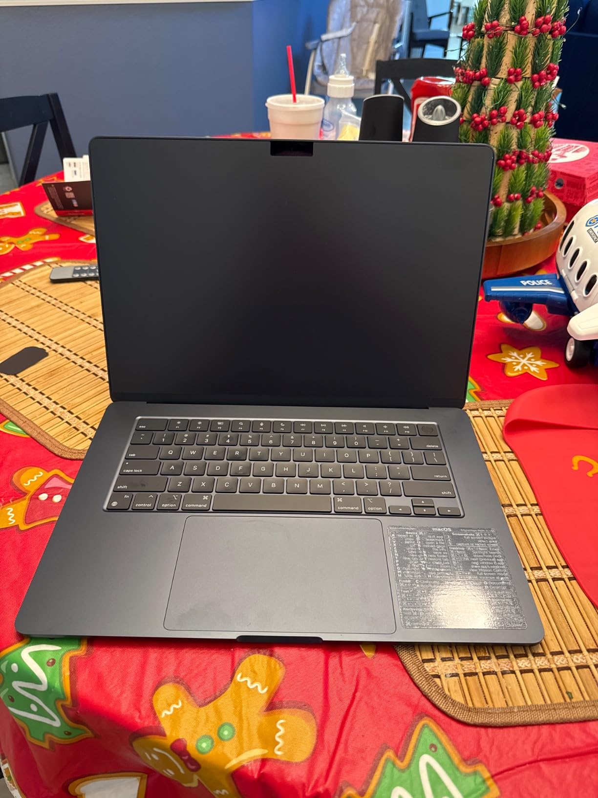 Apple 2024 MacBook Air 15-inch Laptop with M3 chip: Built for Apple Intelligence, 15.3-inch Liquid Retina Display, 16GB Unified Memory, 512GB SSD Storage, Backlit Keyboard, Touch ID; Midnight - Customer Photo 2