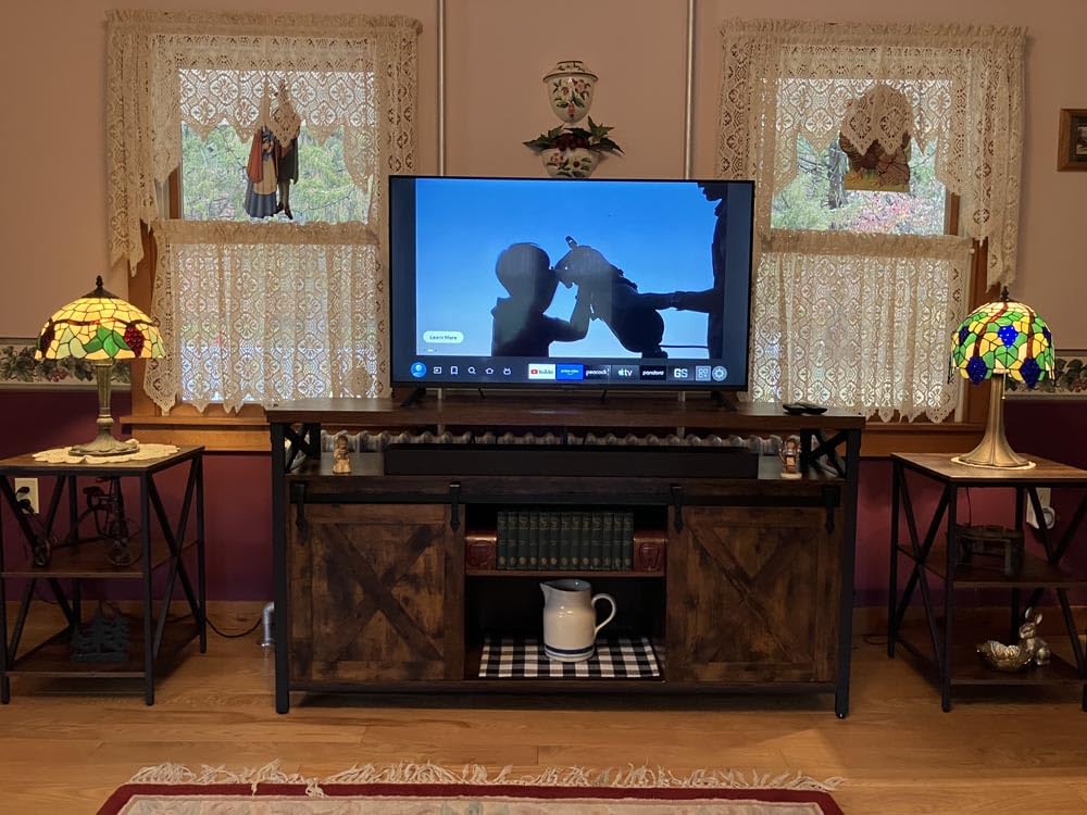 Amazon Fire TV Soundbar Plus (newest model) with built-in subwoofer, 3.1 channel, Dolby Atmos, clear dialogue Customer Review Amazon Fire TV Soundbar Plus (newest model) with built-in subwoofer, 3.1 channel, Dolby Atmos, clear dialogue - Customer Photo 2