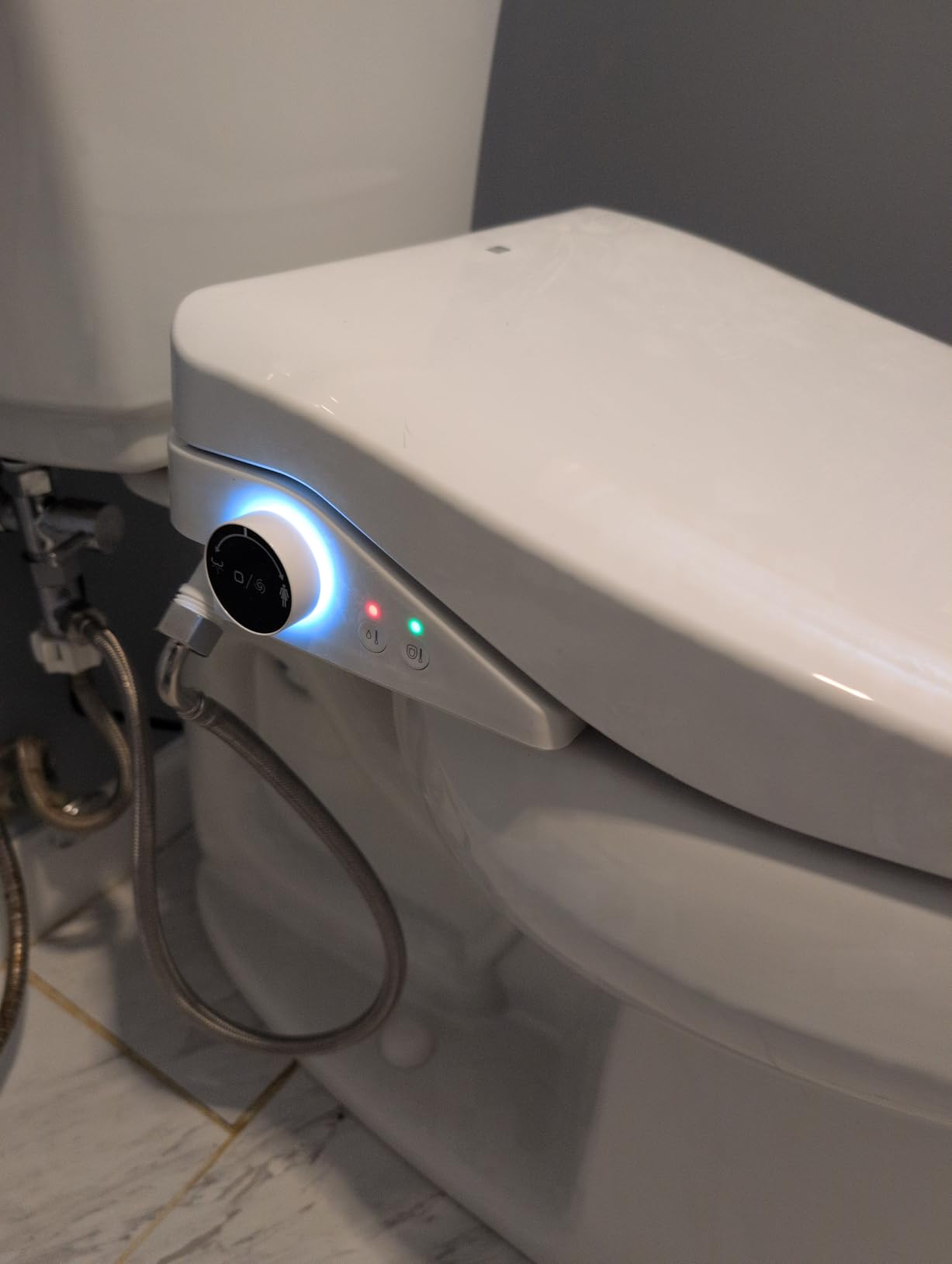 iliD Bidet Seat, Toilet Seat, Electric Elongated Ecoseat with Four Cleaning Modes, Adjustable Angle and Pressure, Remote Control, Slow Close Lid, Easy Installation, 2 Year Warranty - Customer Photo 2