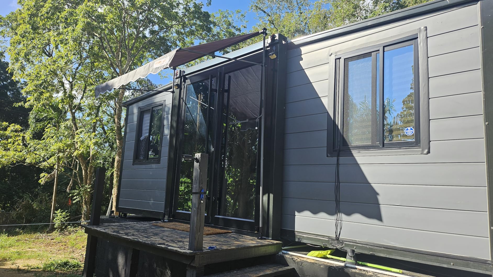 VEVOR Manual Retractable Awning, 78