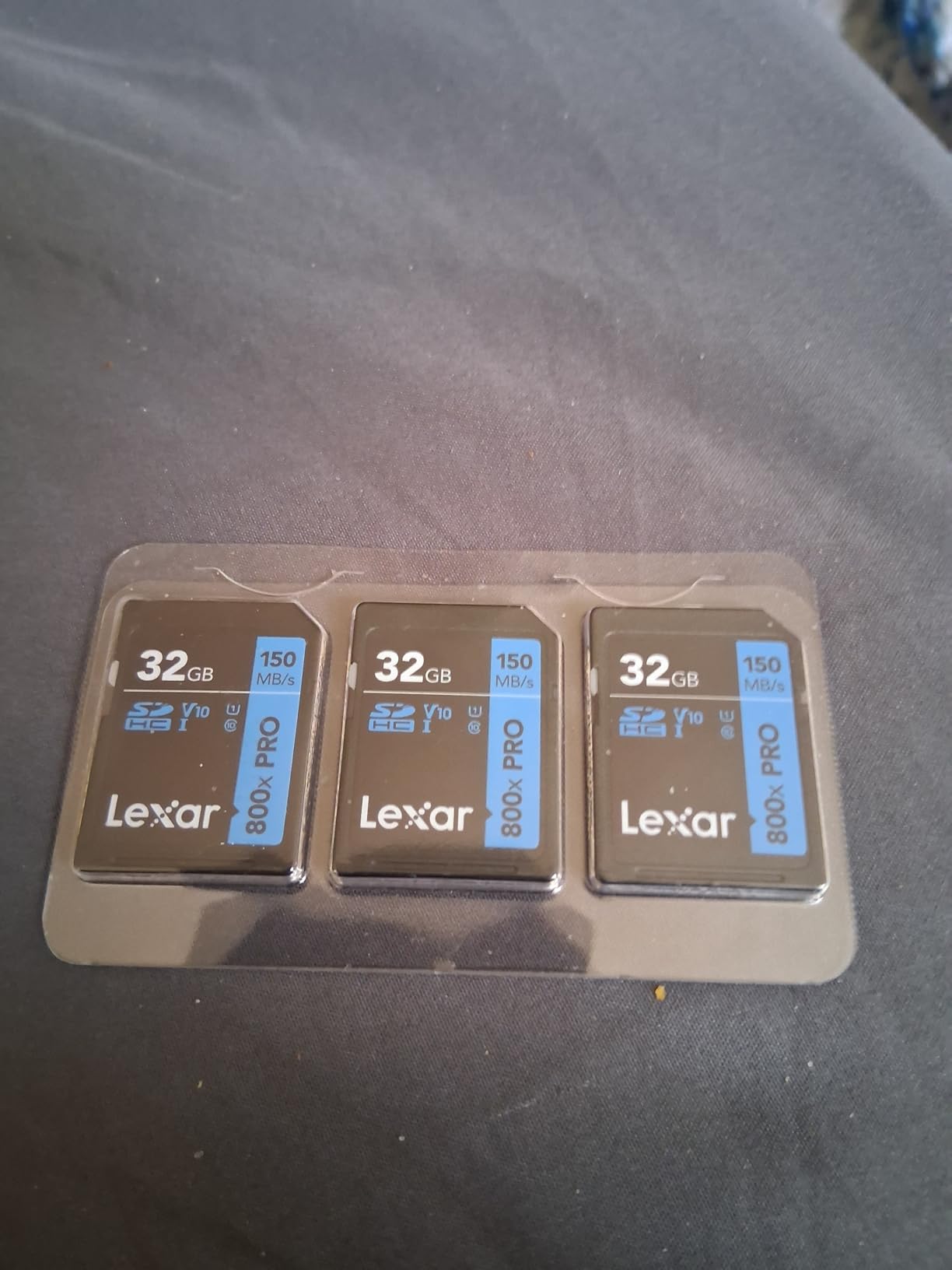 Lexar High-Performance 800x PRO SD Card 32GB (3-Pack), UHS-I, Up to 150MB/s Read, C10, U1, V10, 4K Video (LSD0800P032G-B3NNU) Customer Review Lexar High-Performance 800x PRO SD Card 32GB (3-Pack), UHS-I, Up to 150MB/s Read, C10, U1, V10, 4K Video (LSD0800P032G-B3NNU) - Customer Photo 1