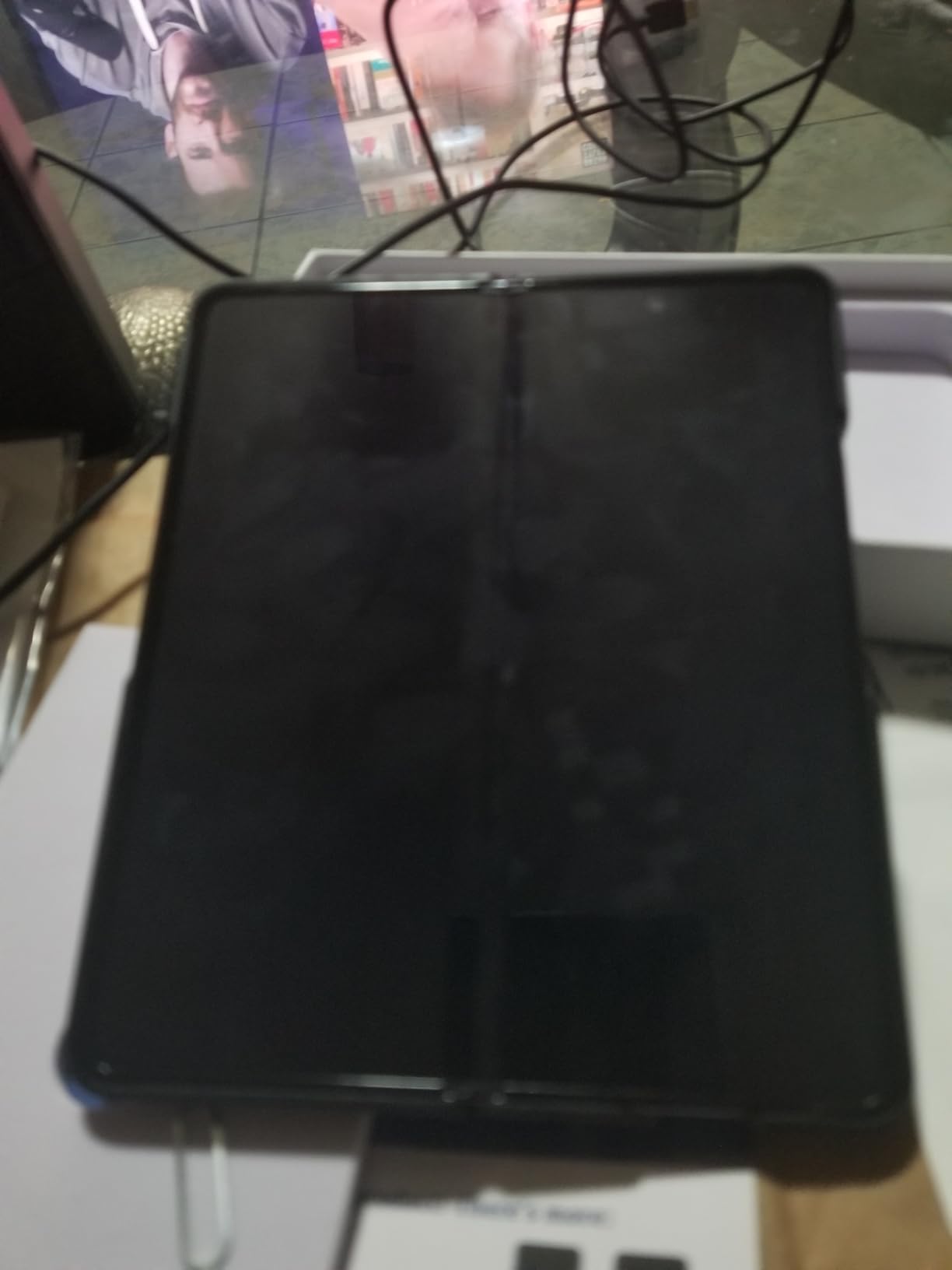 Samsung Galaxy Z Fold 5 5G US Version, 256GB, Phantom Black - Unlocked (Renewed) - Customer Photo 4