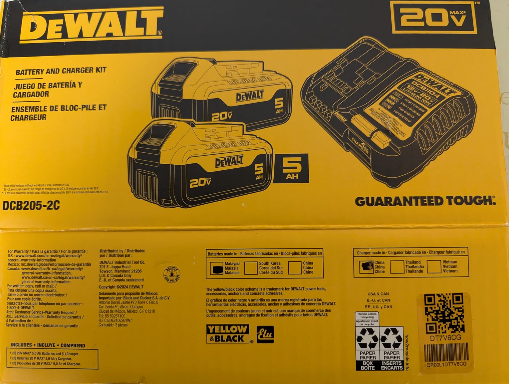 DEWALT 20V MAX Lithium-Ion Battery 2-Pack and Charger, 5.0 Ah, Battery Starter Kit (DCB205-2c) - Customer Photo 1