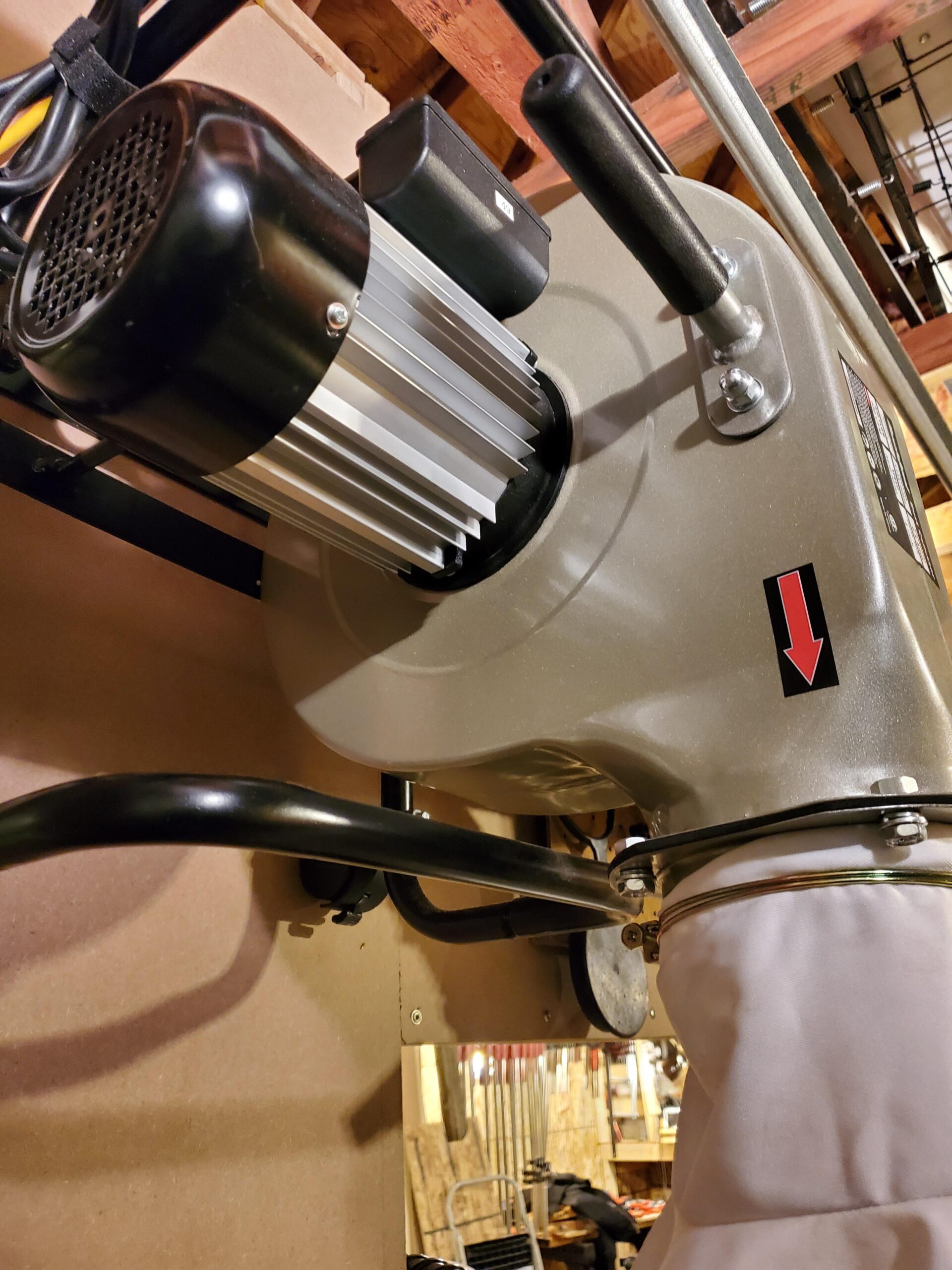 BUCKTOOL 1.2HP Wall Mount Dust Collector for Woodworking, 660 CFM Airflow, 2-Micron Dust Filter Bag, Shop Dust Collection, DC30CW - Customer Photo 2