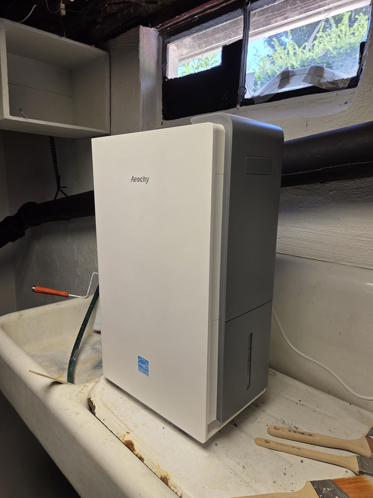 4500 Sq.Ft Most Efficient Energy Star 2025 Dehumidifier,AEOCKY Max 80 Pint/Day Smart Compressor Dehumidifier with Drain Hose, Intelligent Humidistat,for Basement,Bedroom,Home,Bathroom - Customer Photo 2