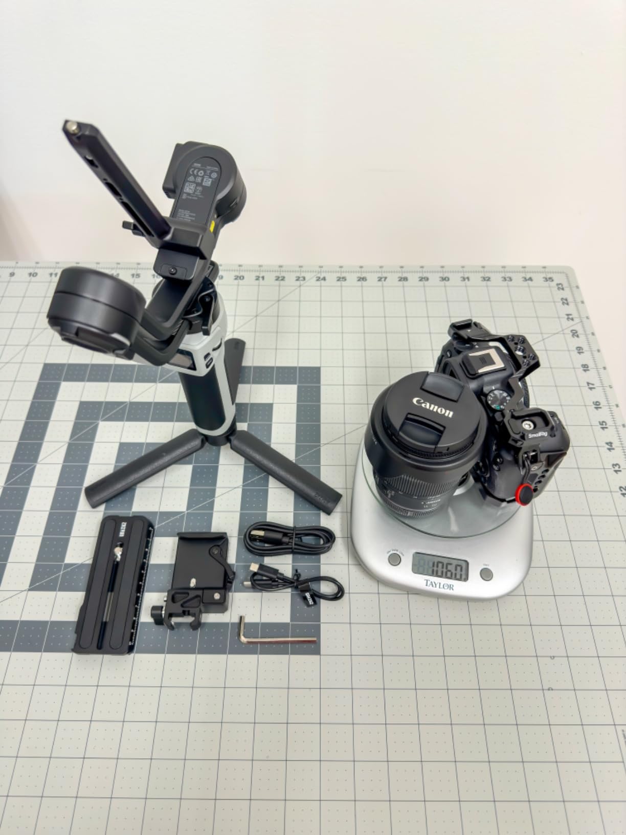 ZHIYUN CINEPEER Weebill 3E, 3-Axis Lightweight Gimbal Stabilizer for DSLR & Mirrorless Camera Canon/Sony/Panasonic/Nikon, 3KG Payload, Native Vertical Shooting, Bluetooth Shutter Control Customer Review ZHIYUN CINEPEER Weebill 3E, 3-Axis Lightweight Gimbal Stabilizer for DSLR & Mirrorless Camera Canon/Sony/Panasonic/Nikon, 3KG Payload, Native Vertical Shooting, Bluetooth Shutter Control - Customer Photo 1