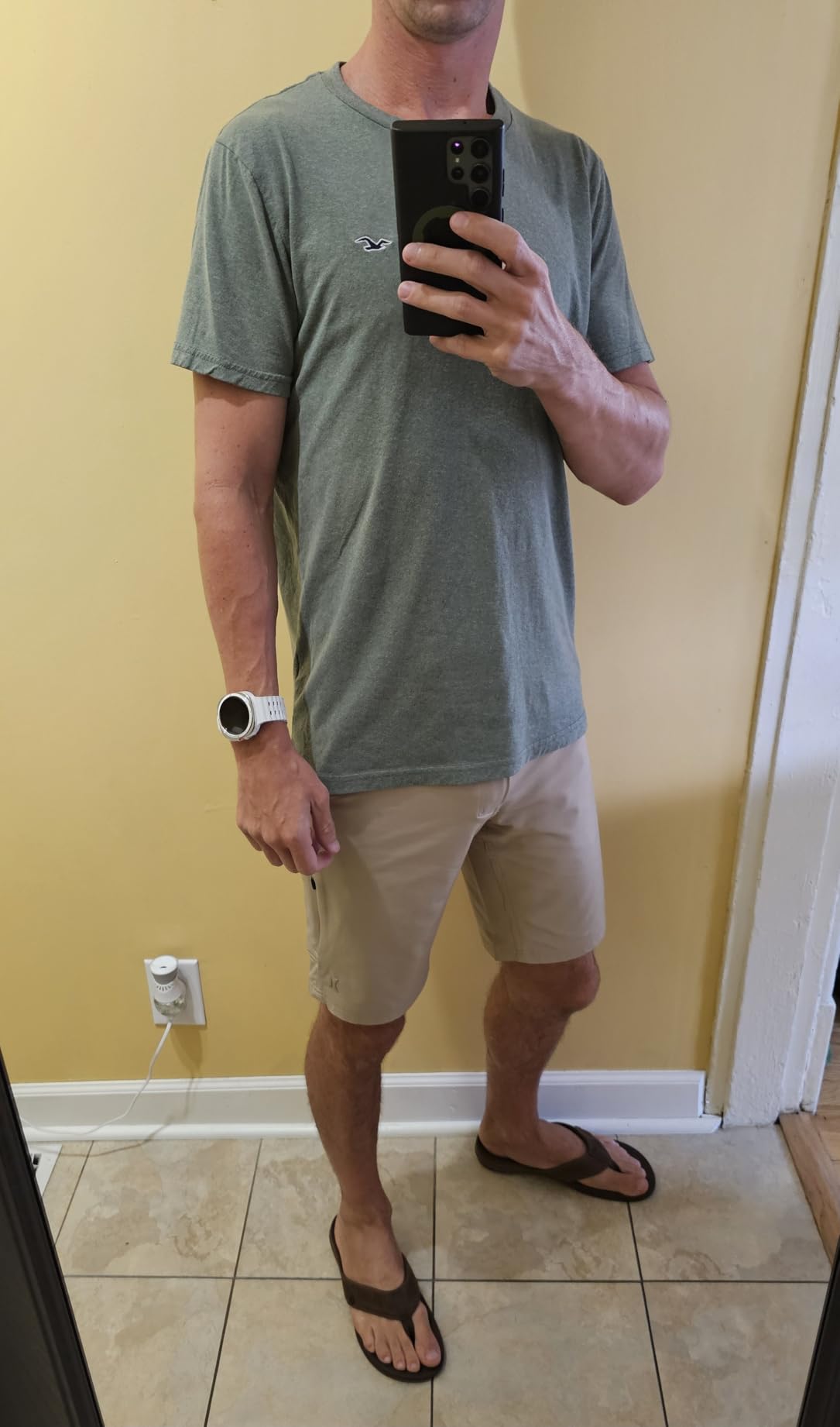 Samsung Galaxy Watch Ultra (2024) 47mm LTE AI Smartwatch w/Energy Score, Wellness Tips, Heart Rate Tracking, Sleep Monitor, Fitness Tracker, GPS, Titanium White [US Version, 1Yr Manufacturer Warranty] - Customer Photo 1