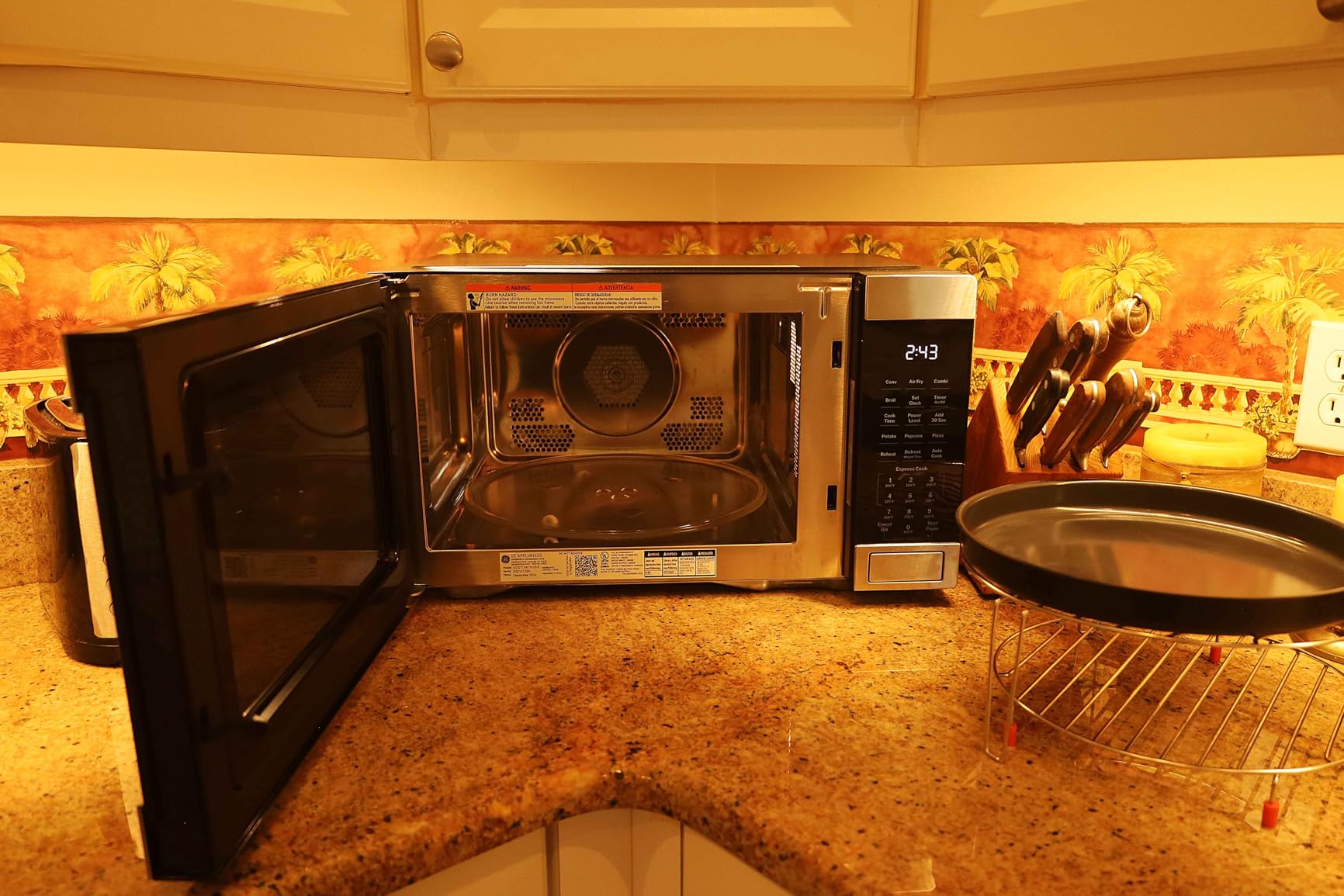 GE GCST10A1WSS 1.0 Cu Ft Convection Microwave Oven, 1050W Countertop Air Fry Microwave with Broil & Crisper Pan, Compact Stainless Steel Design Customer Review GE GCST10A1WSS 1.0 Cu Ft Convection Microwave Oven, 1050W Countertop Air Fry Microwave with Broil & Crisper Pan, Compact Stainless Steel Design - Customer Photo 1