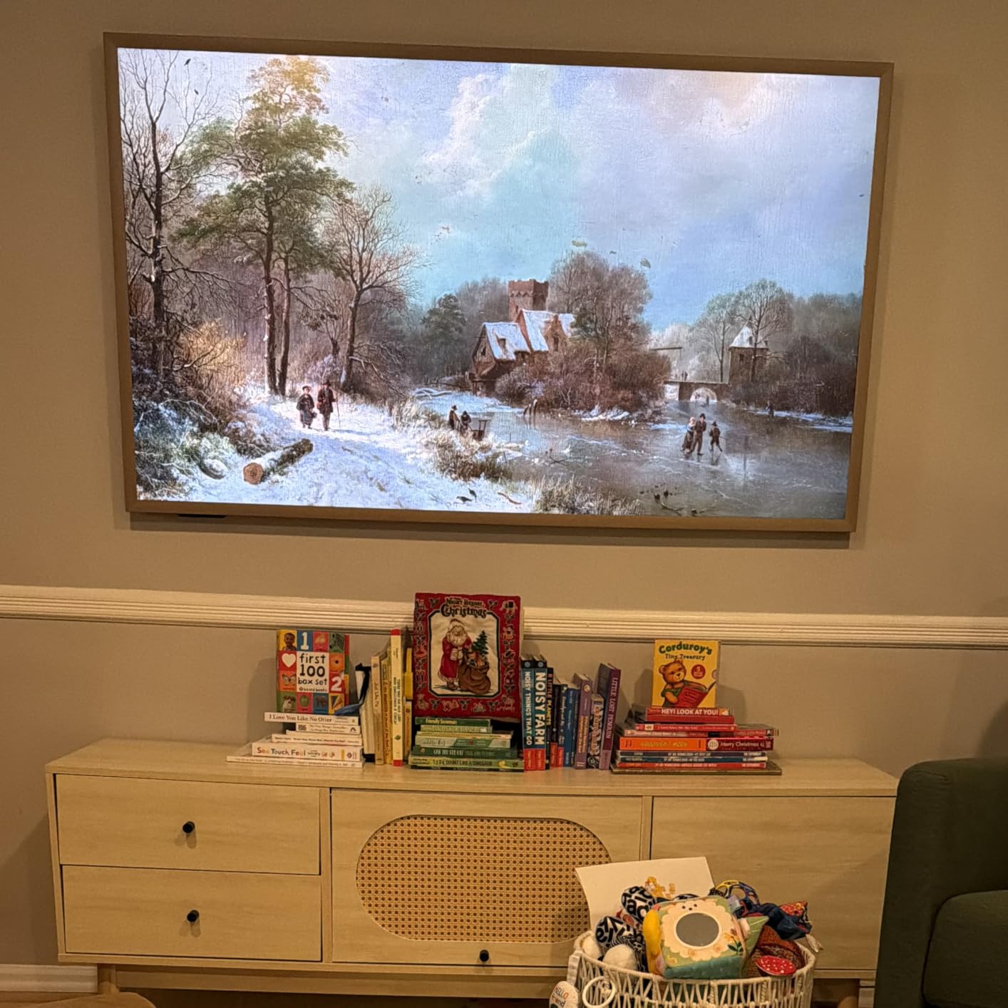 Hisense 65-Inch Class QLED 4K S7N CanvasTV Series Dolby Vision HDR Google Smart TV (65S7N) - 144Hz, Art Mode, Anti-Glare Panel, Hi-Matte Display, Frame & UltraSlim Wall Mount Included - Customer Photo 1