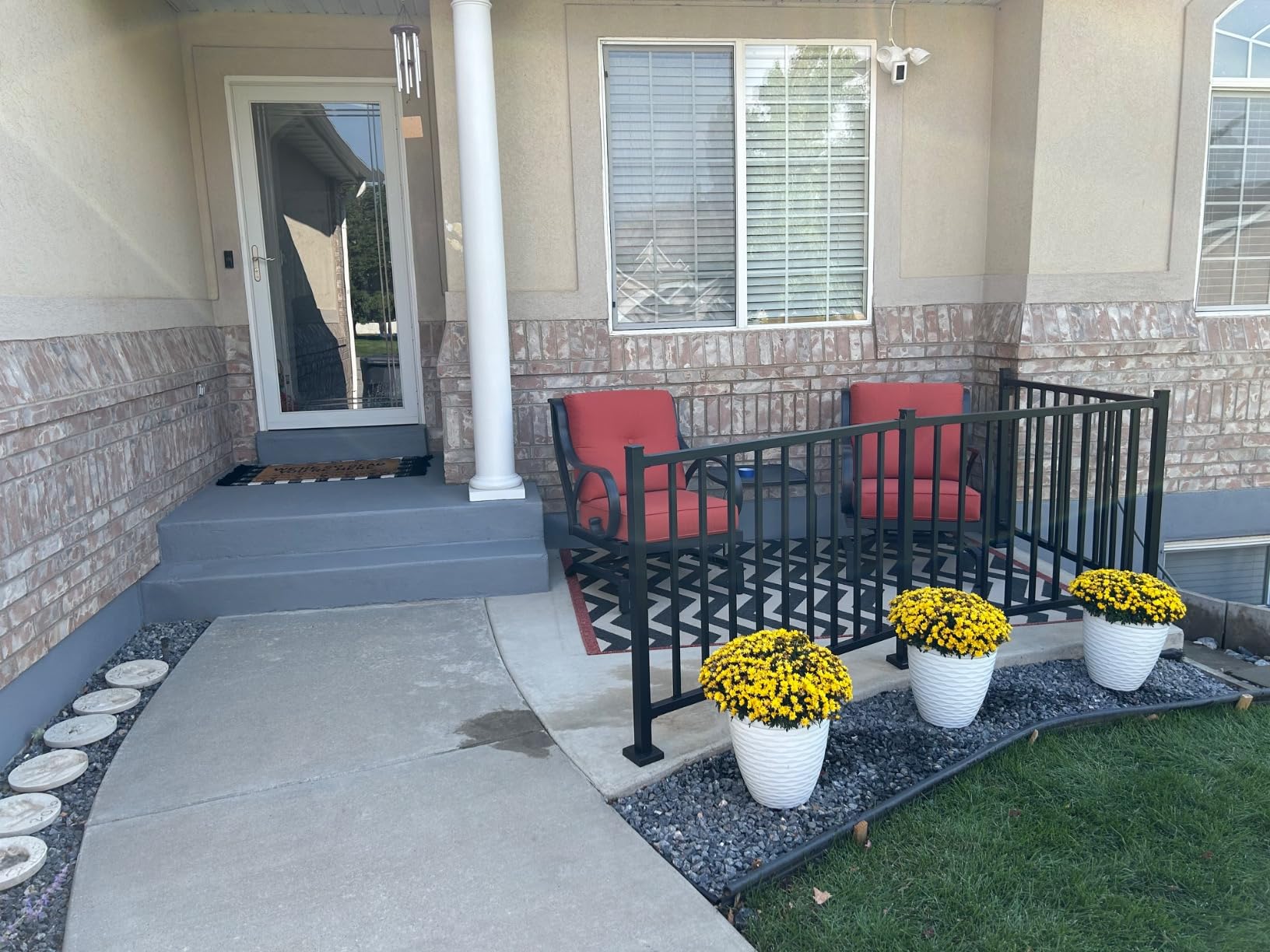 CR Fence & Rail Deck Railing Section Kit Black Guard Rail with 1 line Post, no top Rail Needed.Wrought Iron Outdoor Railing System for Balcony, Porch, Patio, Fencing & Exterior Safety, 4.5'x36 Customer Review CR Fence & Rail Deck Railing Section Kit Black Guard Rail with 1 line Post, no top Rail Needed.Wrought Iron Outdoor Railing System for Balcony, Porch, Patio, Fencing & Exterior Safety, 4.5'x36 - Customer Photo 2