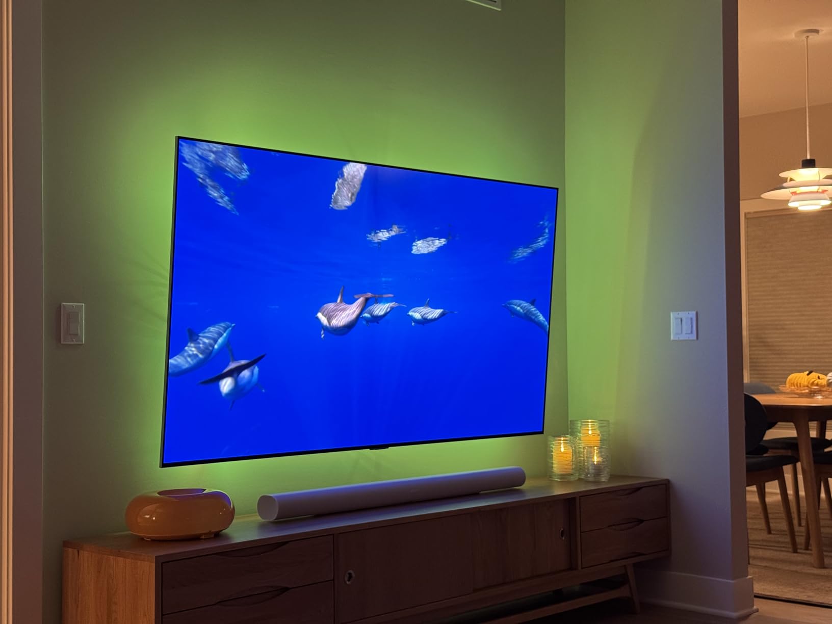 PHILIPS Hue Indoor 10 Ft Smart RGBWW LED Solo Lightstrip Base Kit, 1 Pack, Control with Hue App, LED Strip Lights Compatible with Alexa, Google Assistant and Apple HomeKit - Customer Photo 2