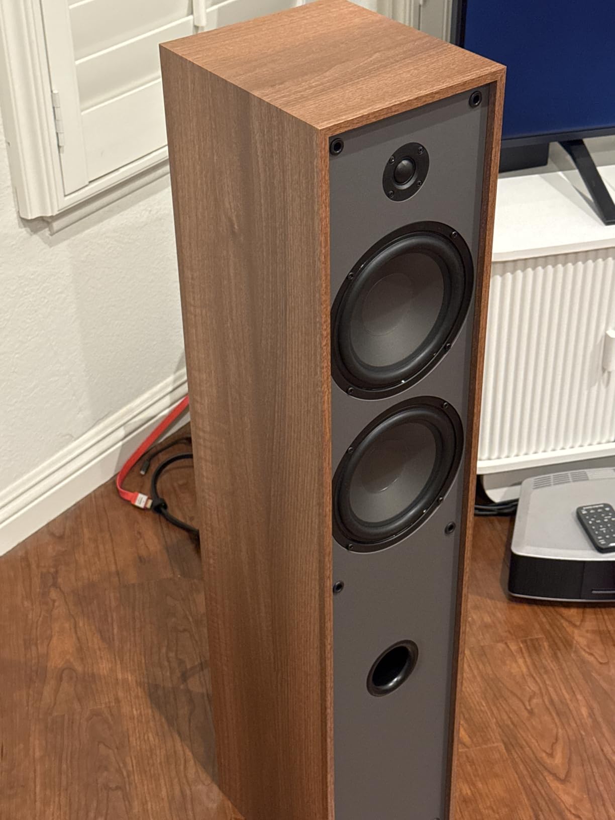Dayton Audio Classic T65 Floor-Standing Tower Speaker Pair (Black) - Customer Photo 1