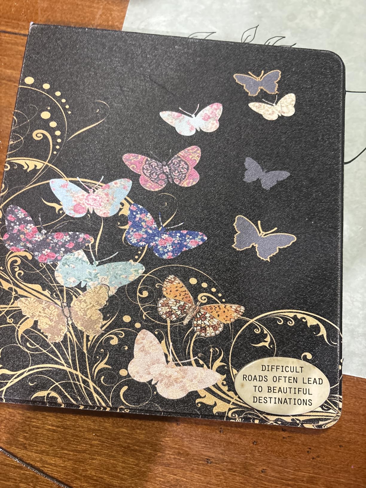 Like-New Amazon Kindle Scribe (32 GB) - Your notes, documents and books, all in one place. With built-in AI notebook summarization. Includes Premium Pen - Tungsten - Customer Photo 2