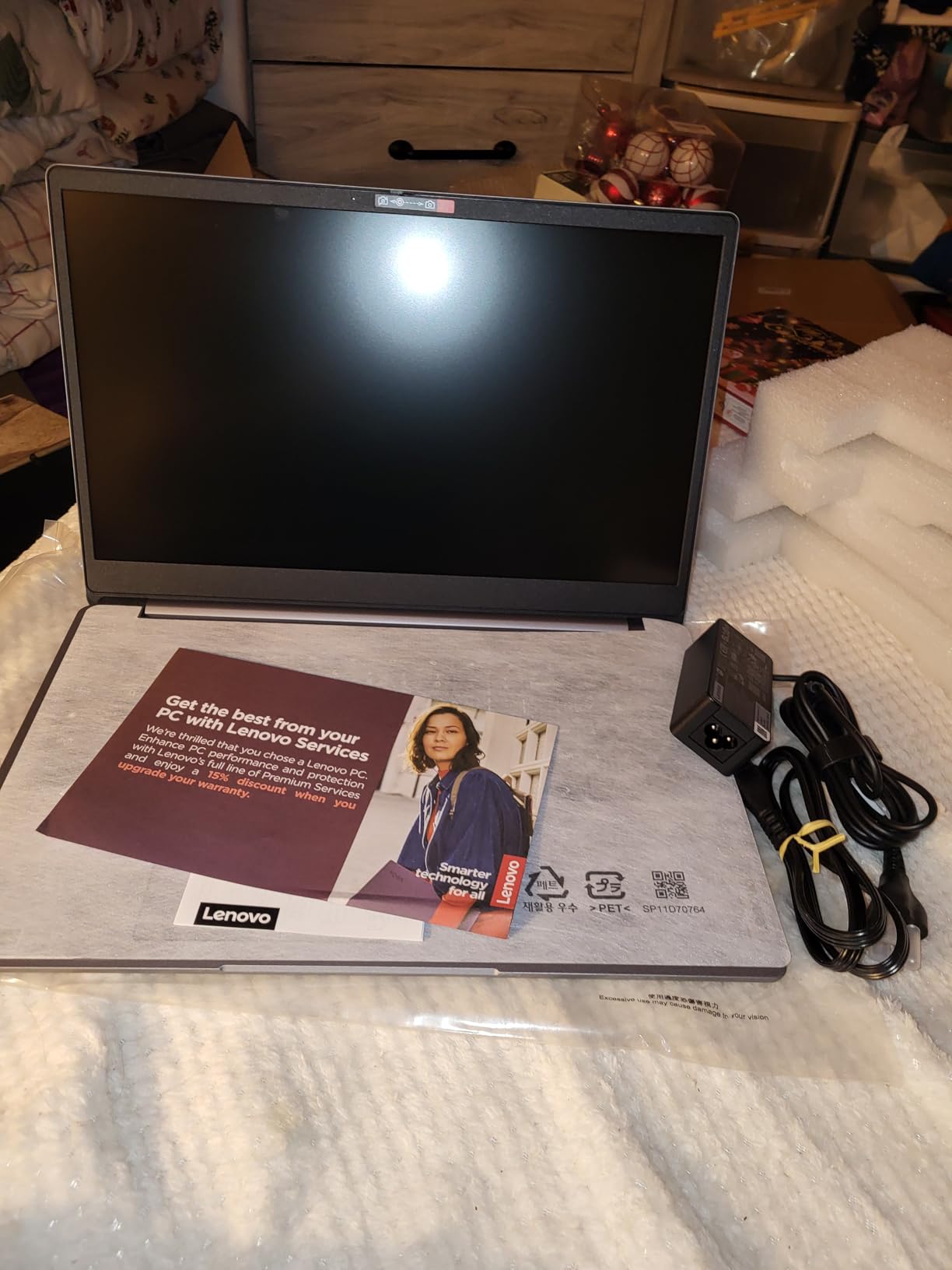 Lenovo IdeaPad Slim 3 Chromebook 2024 - Lightweight Laptop, 14 inch HD Display, 4GB RAM, 64GB Storage, MediaTek Kompanio 520 Customer Review Lenovo IdeaPad Slim 3 Chromebook 2024 - Lightweight Laptop, 14 inch HD Display, 4GB RAM, 64GB Storage, MediaTek Kompanio 520 - Customer Photo 1