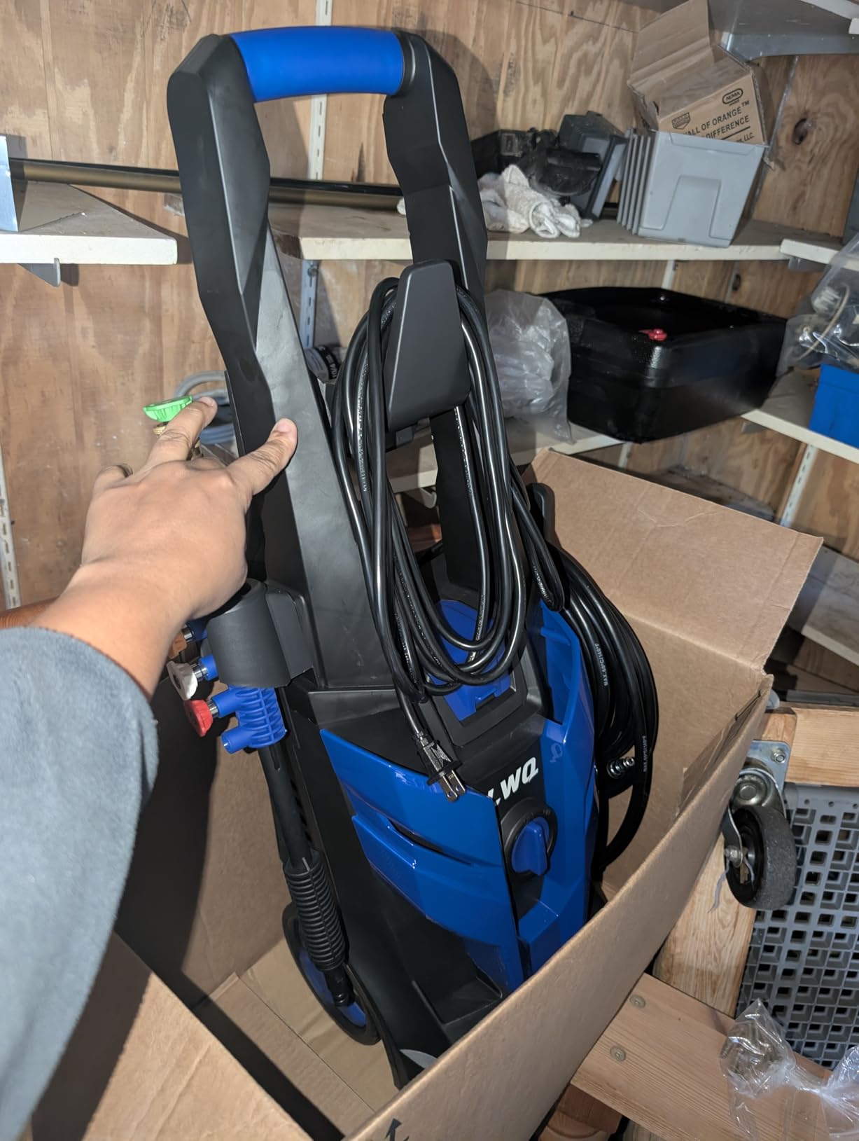 Pressure Washer, Portable Power Washer, 4 Quick Connect Nozzles, High Pressure Cleaning Machine for Car Fence Driveway Patio Washing and More customer photo 1