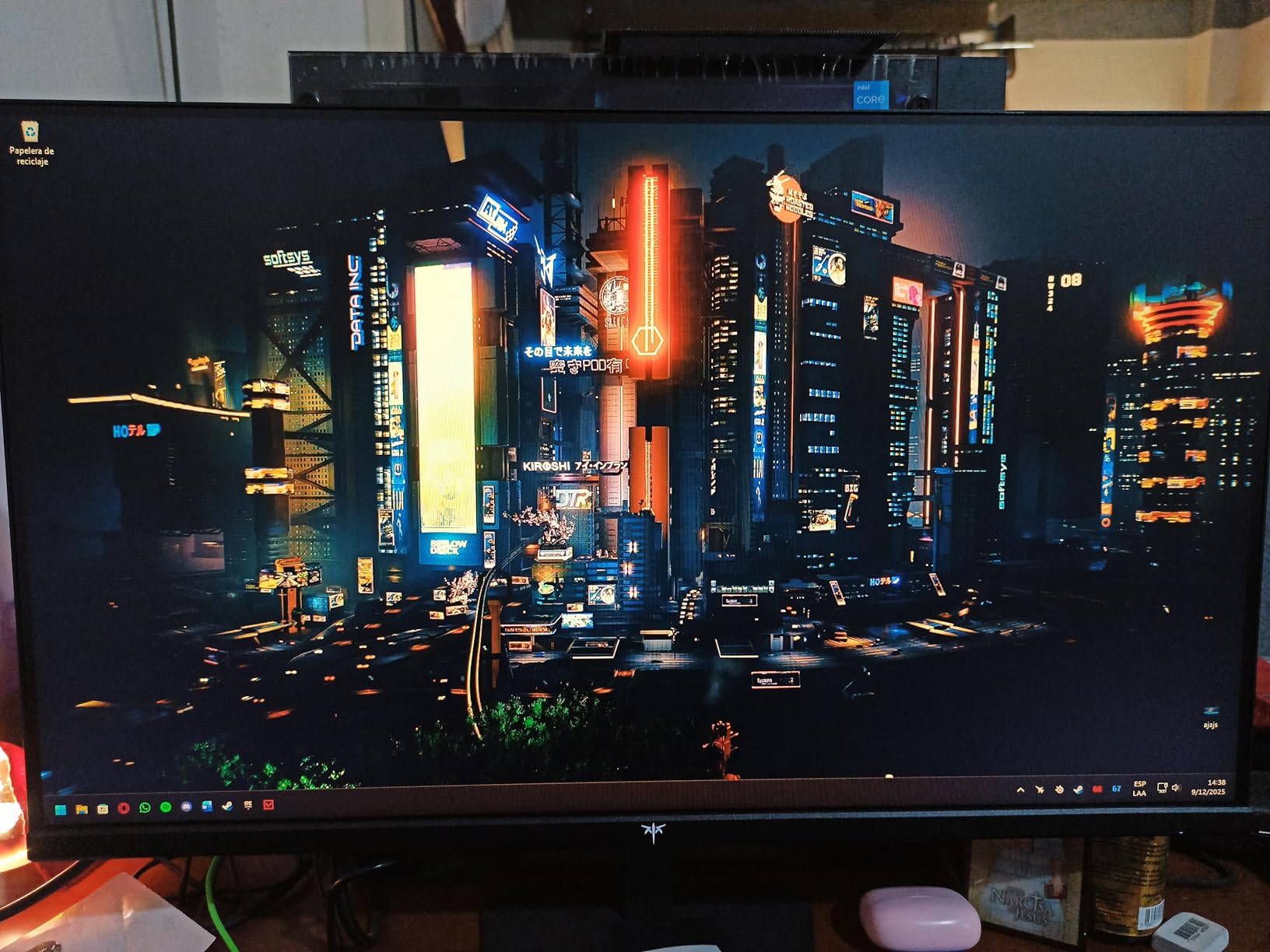 KTC 24 Inch 1500R Curved Gaming Monitor,180Hz 1ms FHD 1080p VA Monitor, Adaptive Sync, 110% sRGB, HDR Support, DisPlayPort/HDMI,Tilt, VESA for Gaming Home Office Business PS5 PC Monitors - Customer Photo 2