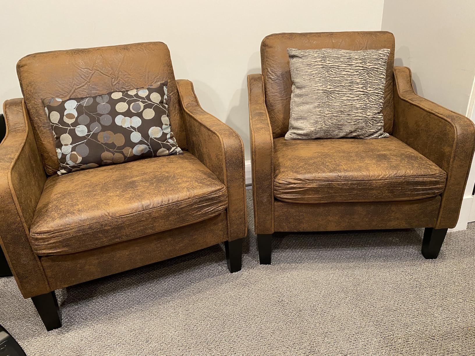 VINGLI Accent Chair for Living Room Chairs Light Brown Reading Chair for Bedroom Scooped Arm Chair Mid Century Modern Accent Chairs Upholstered Comfy Chair for Apartment, Waiting Room - Customer Photo 2