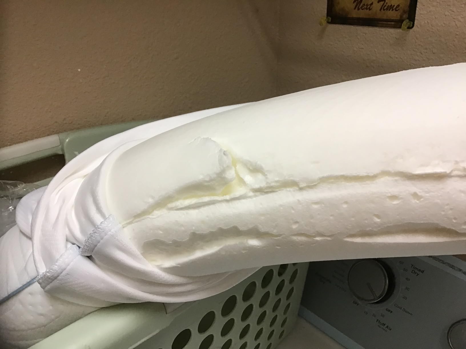 Sealy Dreamlife Queen Size Memory Foam Cooling Pillow with Surface Guard Technology, Removable Machine-Washable Cover, 1 Year Limited Warranty, White (2 Pack) - Customer Photo 2