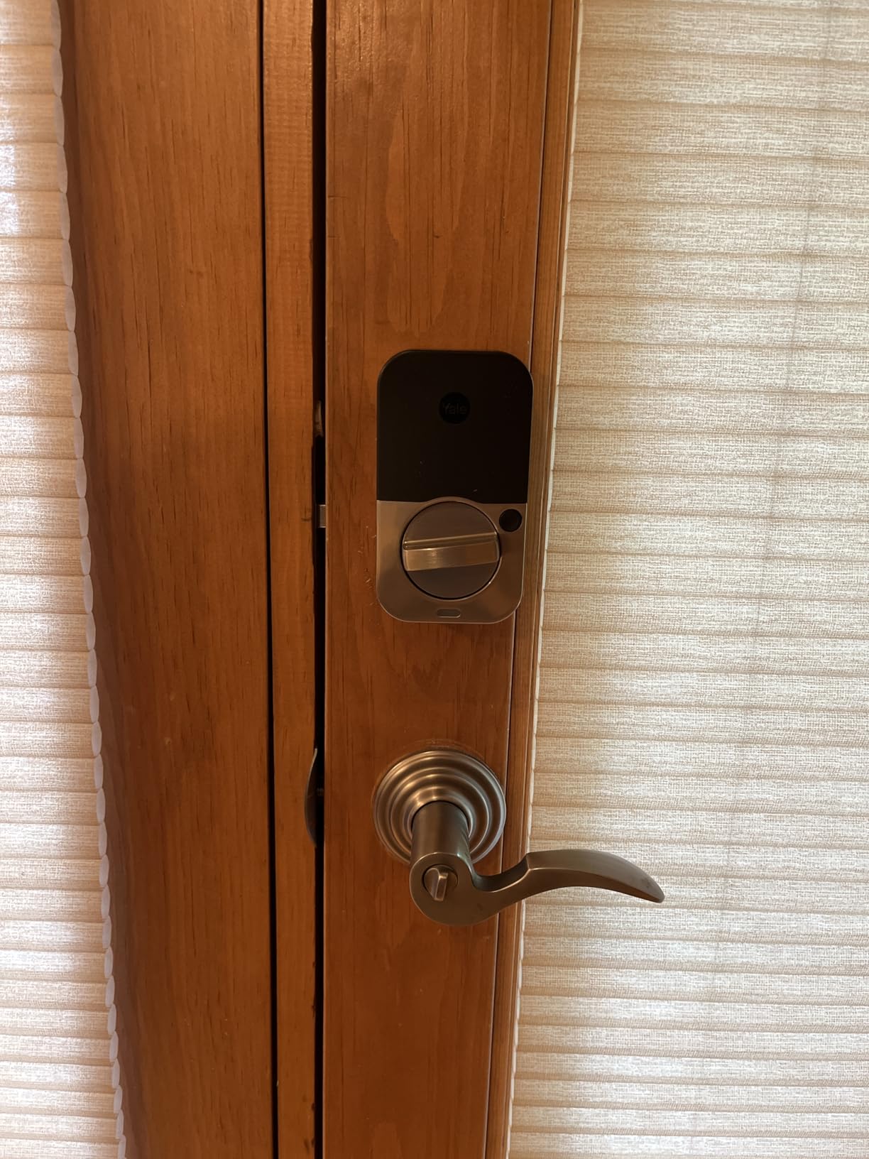 Yale Security Assure Lock 2 Touch Deadbolt, Black Suede Keyed Smart Entry Door Lock with Wi-Fi Connected Keypad and Fingerprint Scanner for Code Entry and Remote Access, YRD410-F-WF1-BSP - Customer Photo 1